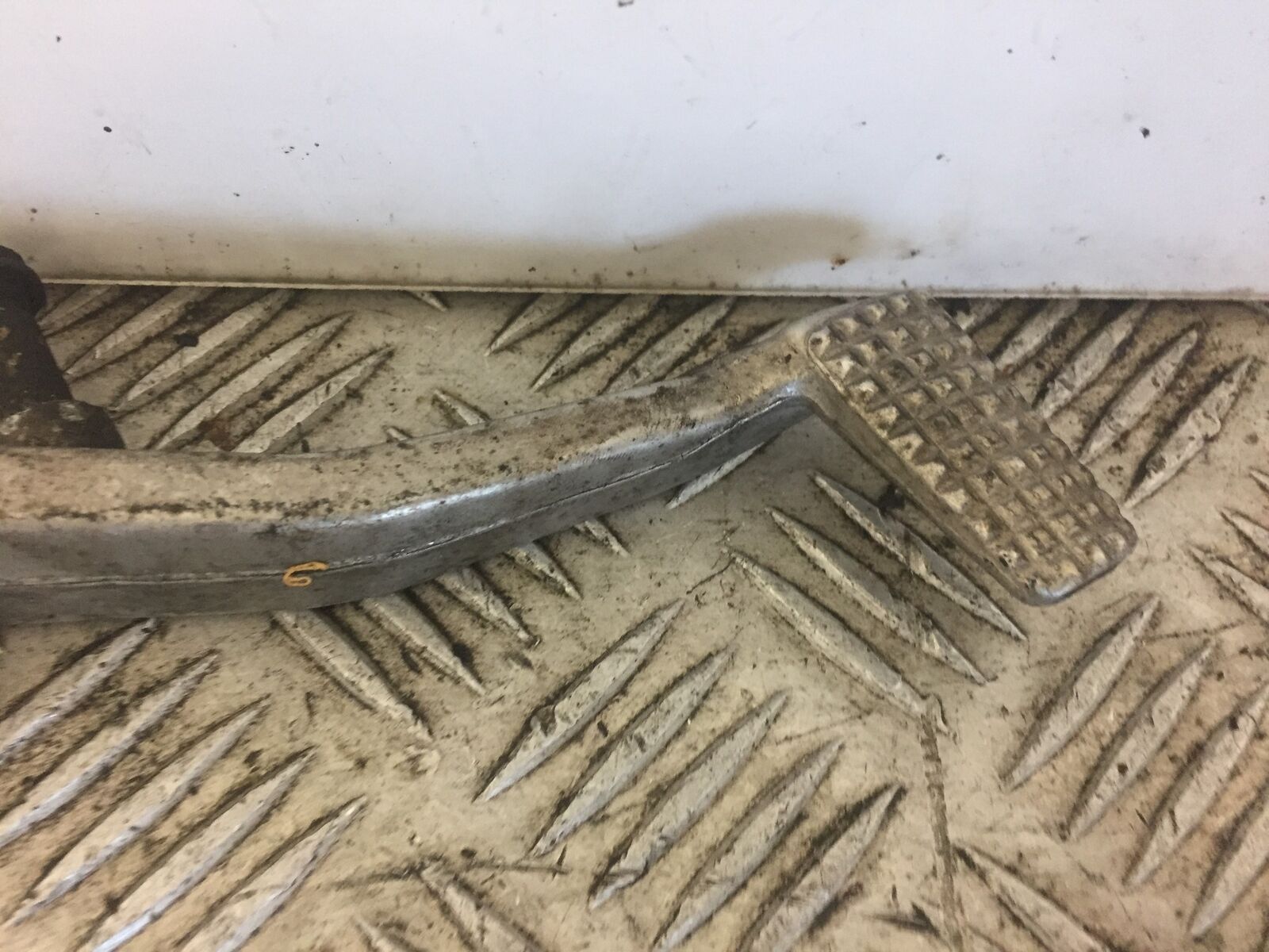KAWASAKI ZX6R ZX6 J REAR BRAKE PEDAL  YEAR 2000