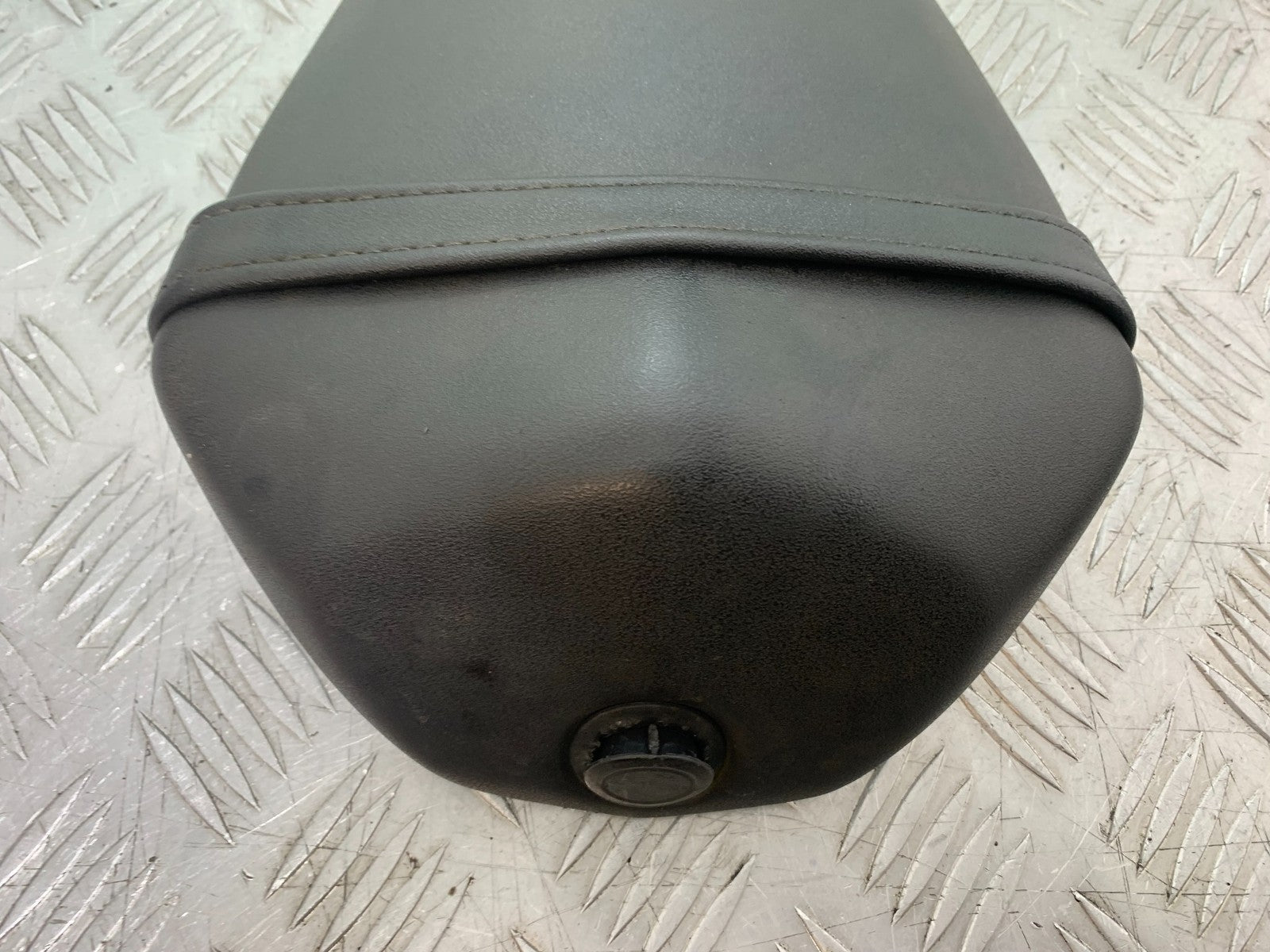 YAMAHA YZF-R125 YZF 125 REAR SEAT YEAR 2019-2022 (CMB1263)