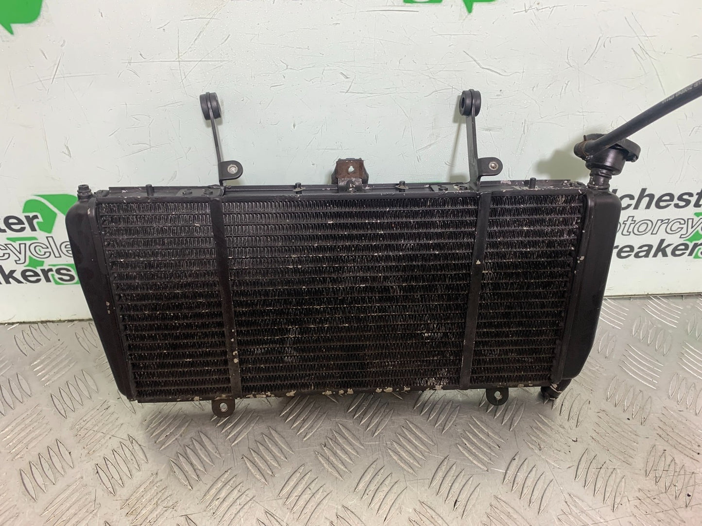 TRIUMPH 1050 SPRINT GT RADIATOR AND FAN YEAR 2010-2016 (CMB1250)