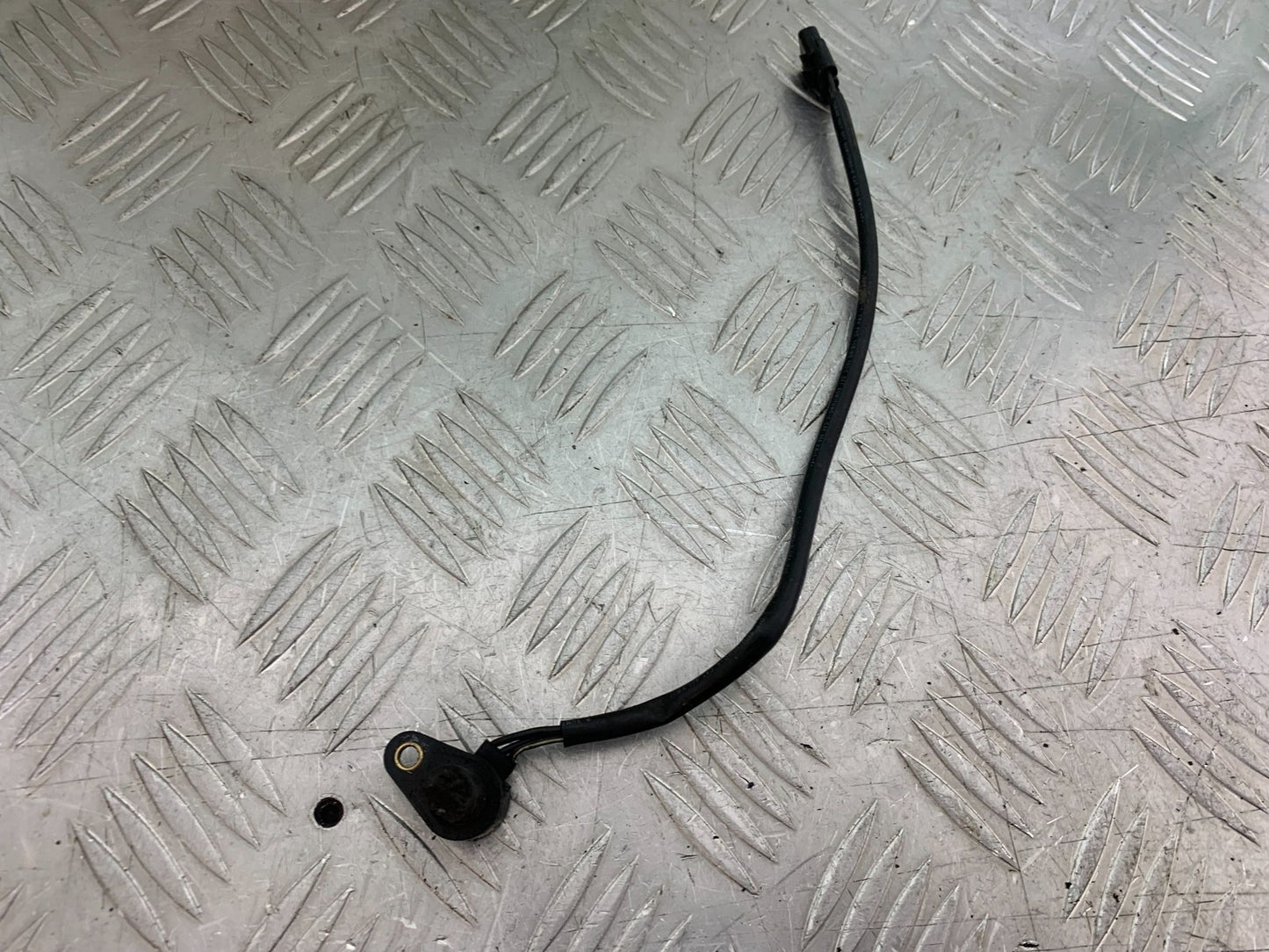 SUZUKI GSF600 GSF 600 BANDIT SPEEDO PICK UP SENSOR   2000-2004 (CMB1269)