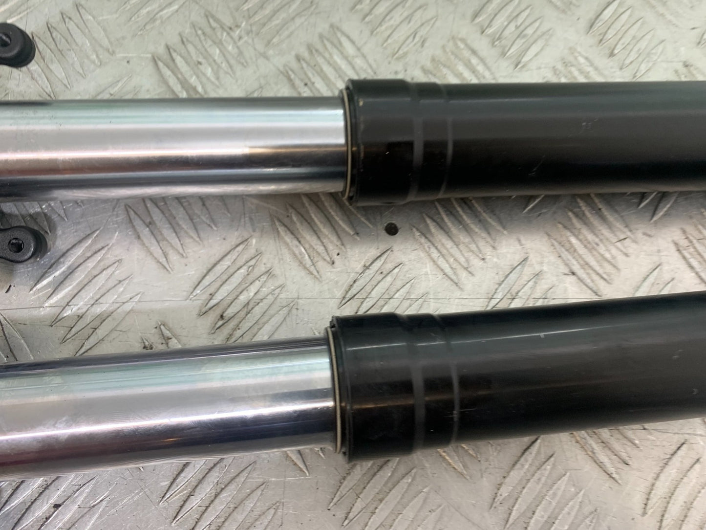 KTM RC125 RC 125 FORKS (BENT SOLD AS PARTS)    2014 2017 (CMB1199)