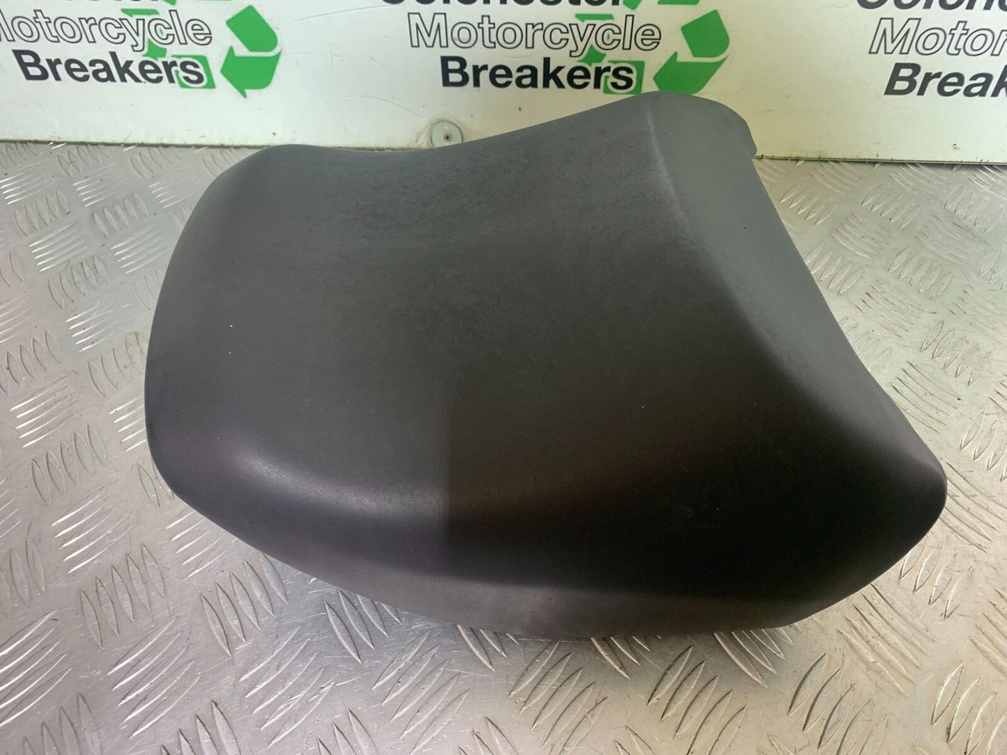 BMW R1100 RT R 1100 RT REAR SEAT   YEAR 1996-2001 (CMB1095)