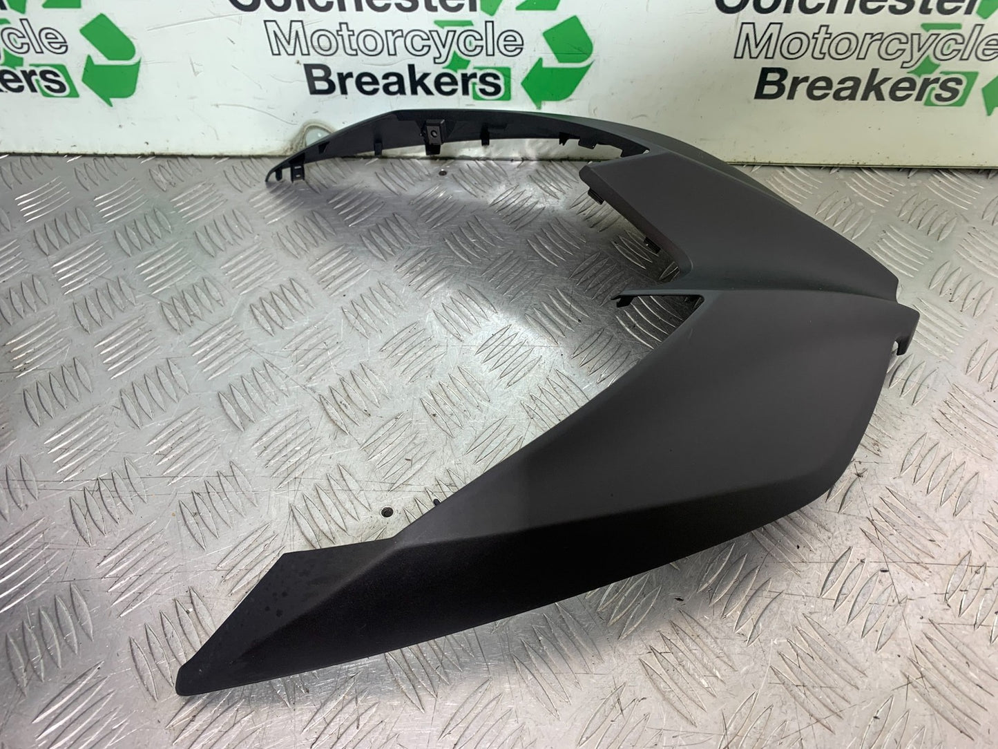 YAMAHA XMAX 300 SCREEN INFILL PANEL YEAR 2017-2020 (CMB1218)