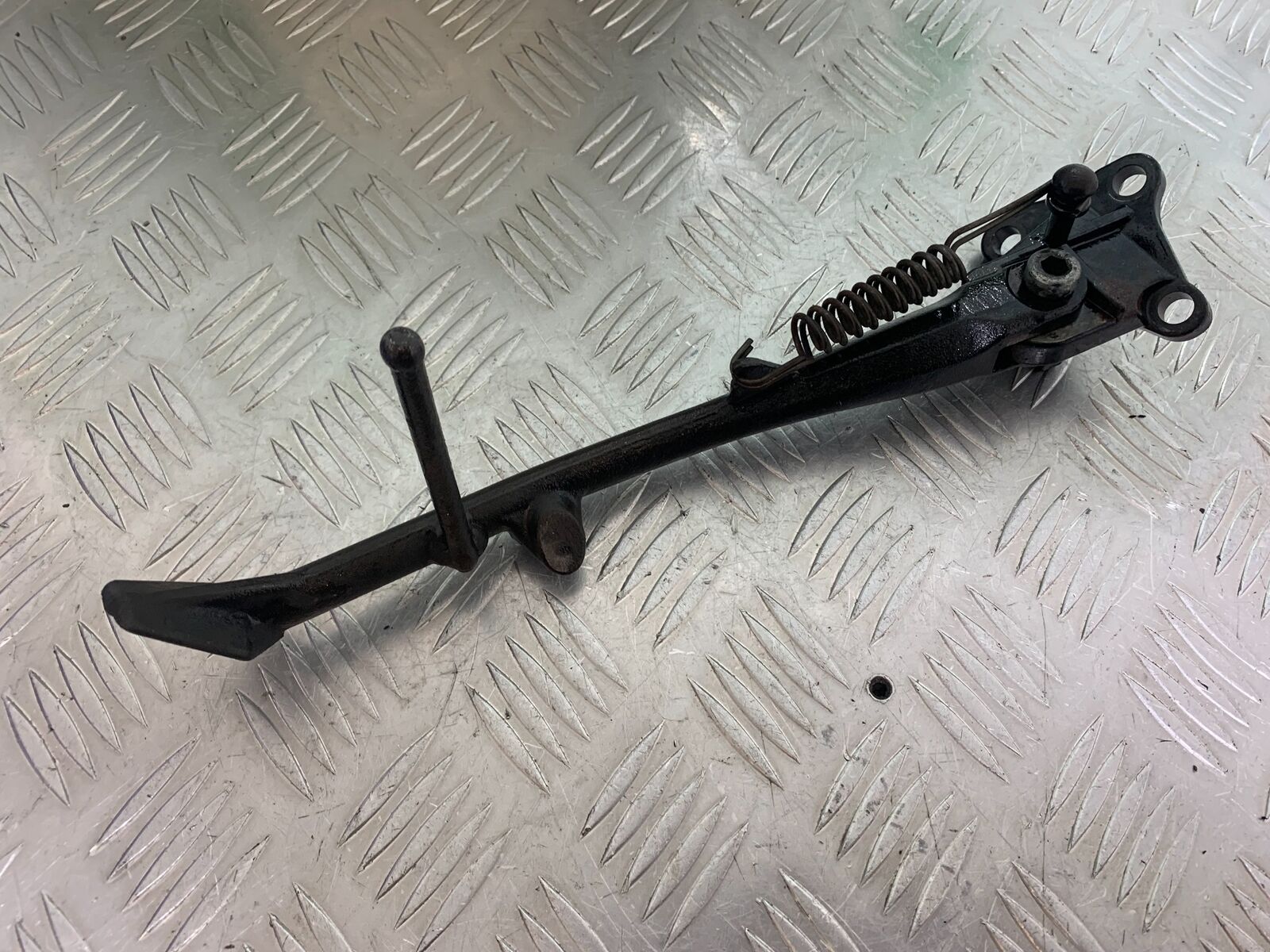 TRIUMPH 1050 SPRINT ST SIDE STAND AND BRACKET   YEAR 2004-2007 (CMB1089)