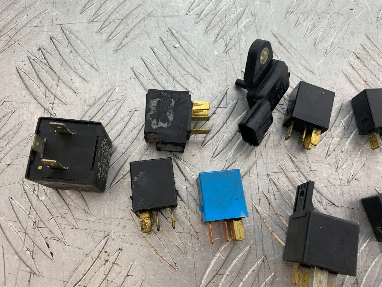 TRIUMPH 1050 SPRINT GT RELAYS   YEAR 2010-2016 (CMB1250)