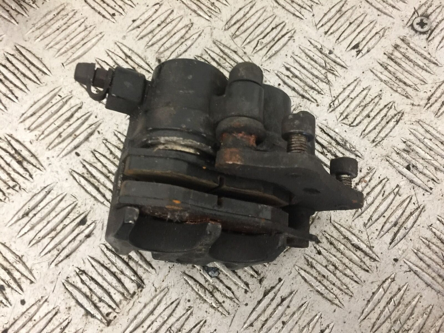 KAWASAKI Z250 Z 250 SL REAR CALIPER  YEAR 2015-2018 (STOCK 718)