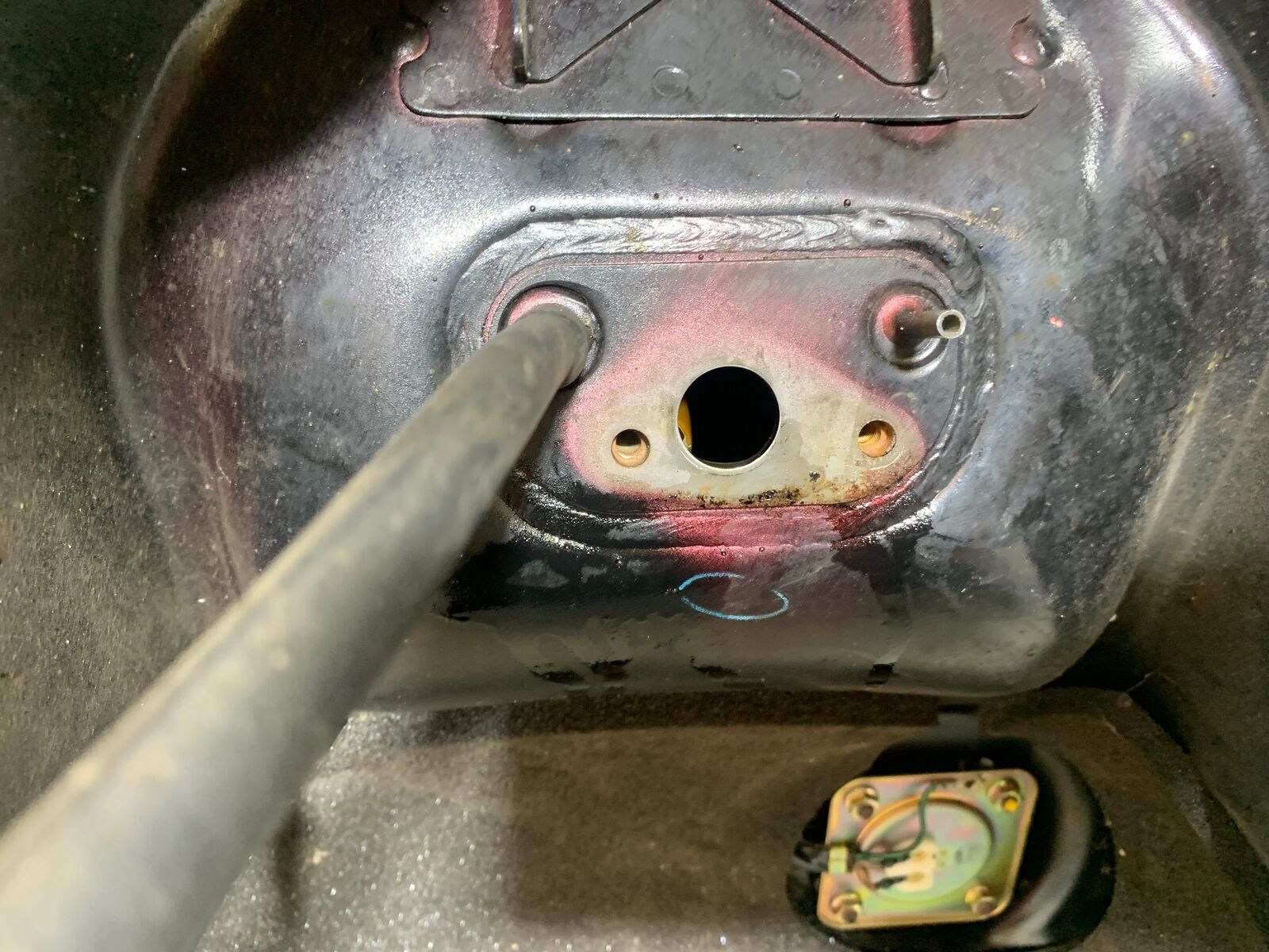 HONDA CBR1100 BLACKBIRD PETROL TANK  YEAR 1996-1998 (CMB1017)