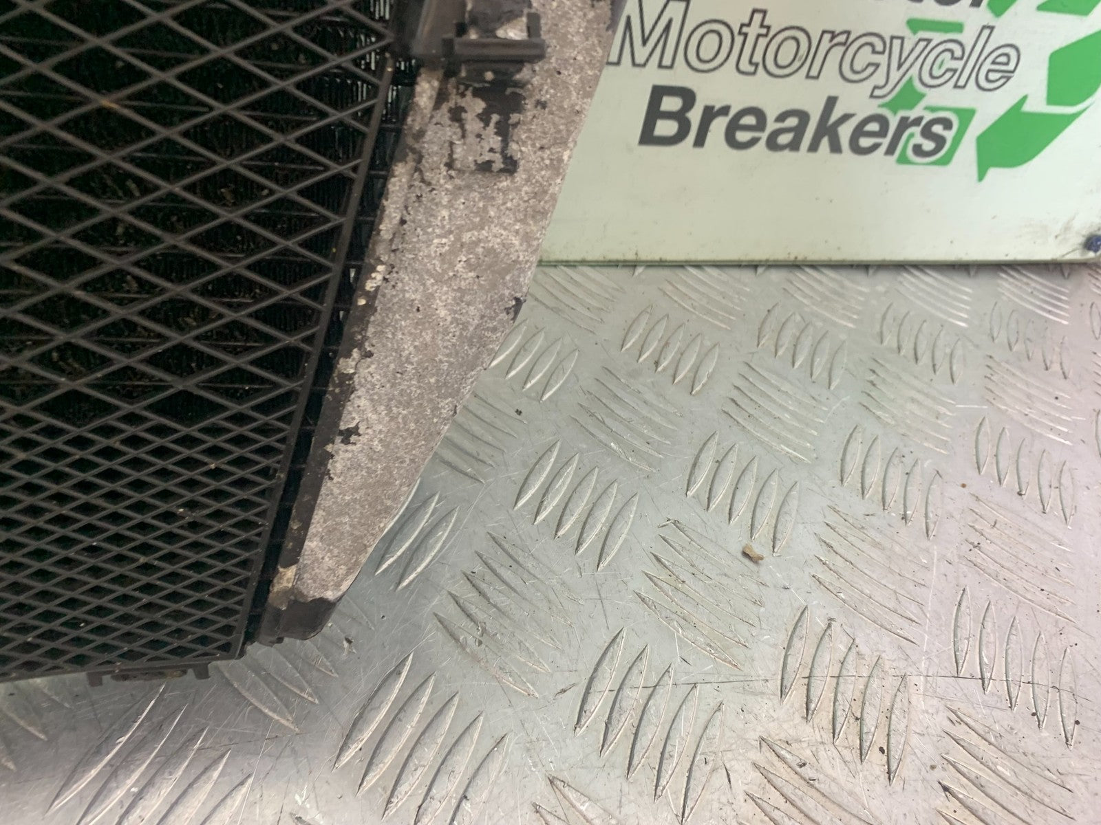 HONDA CBR1000 rr FIREBLADE RADIATOR  YEAR 2006 (CMB1220)
