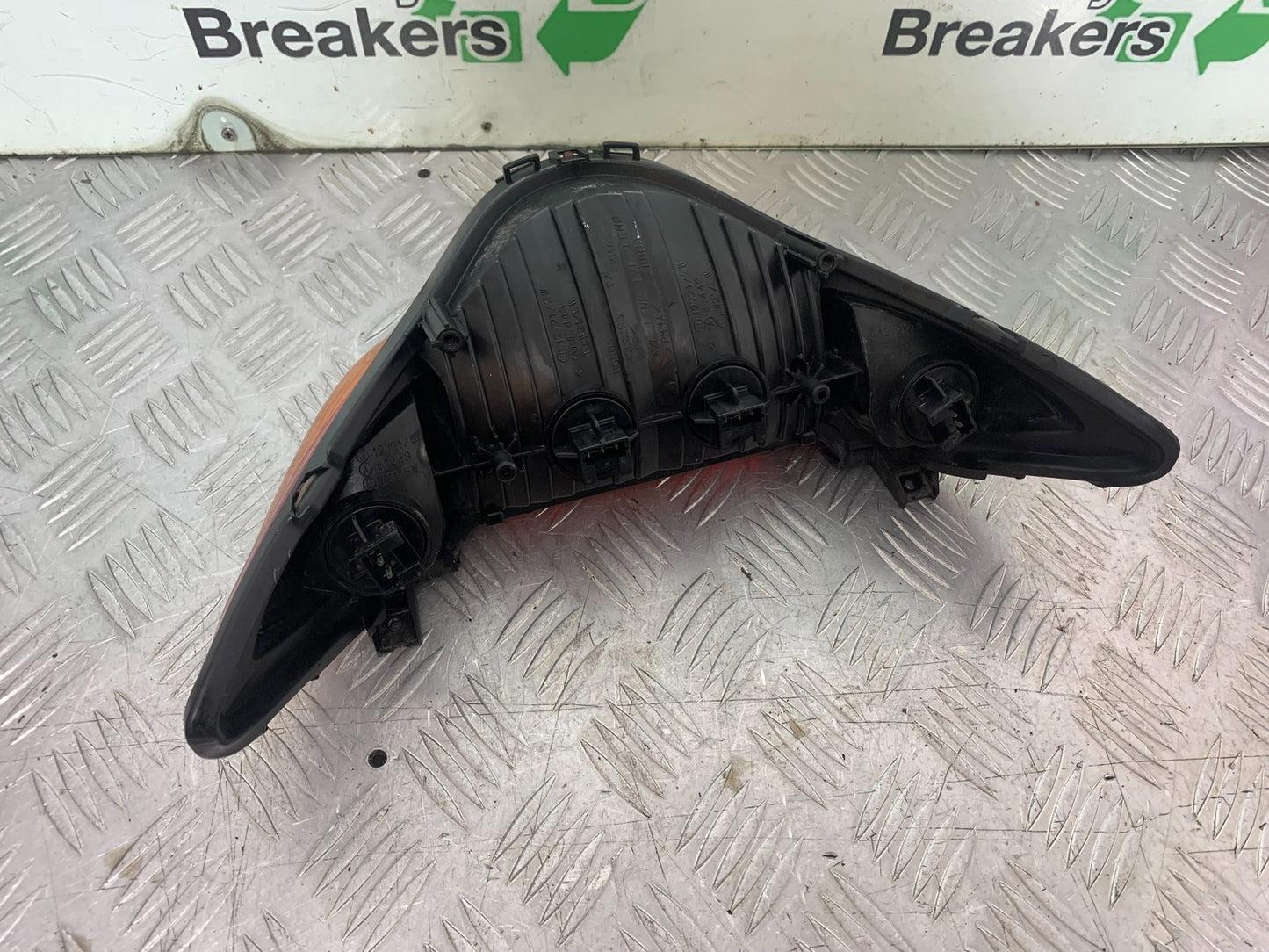 HONDA VFR800 PRE V-TEC REAR LIGHT  YEAR 1998-2001 (CMB1233)