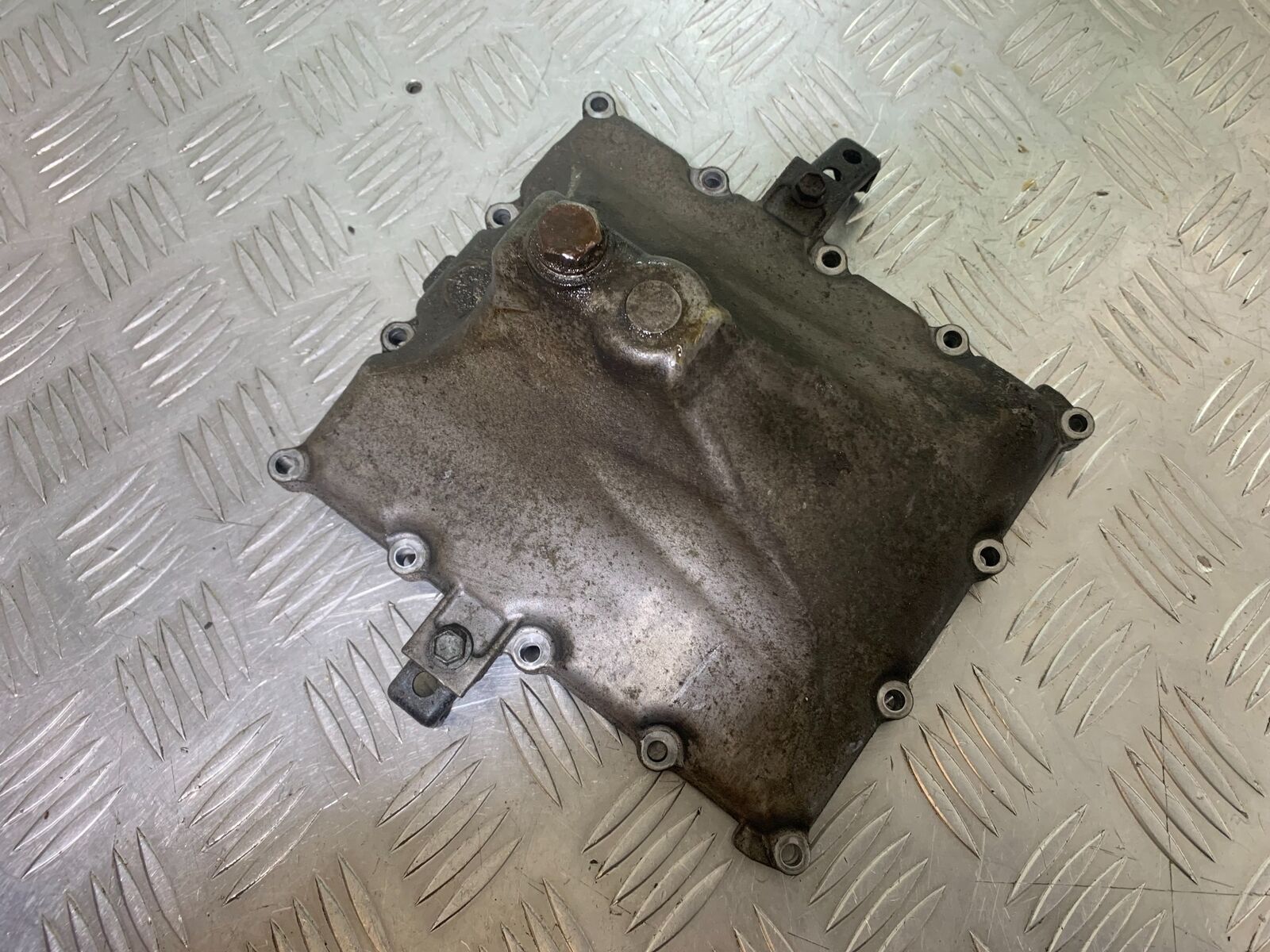SUZUKI GSXR1000 K1 K2 SUMP  YEAR 2001 (STOCK 753)