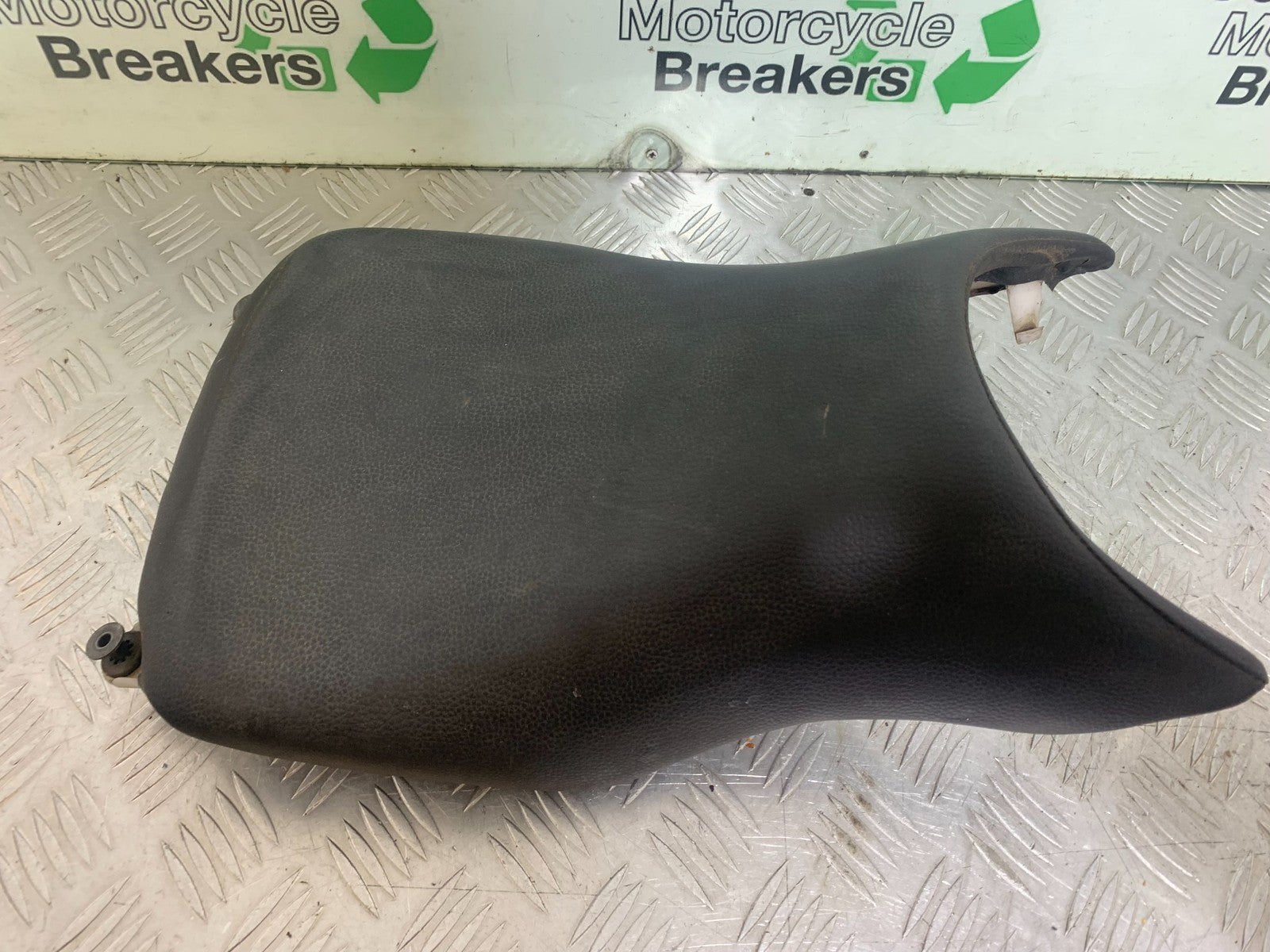 HONDA CBF125 CBF 125 FRONT SEAT  YEAR 2009-14  (CMB1172)