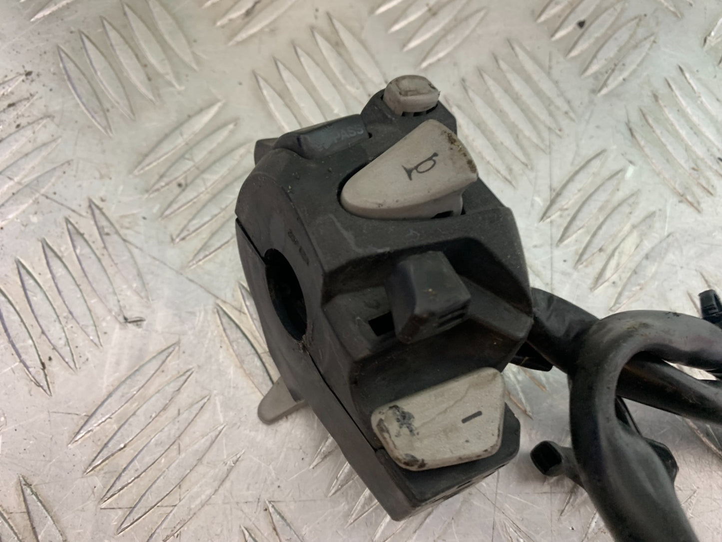 HONDA NC700 X LEFT SWITCH GEAR  YEAR 2012-2014 (CMB1327)