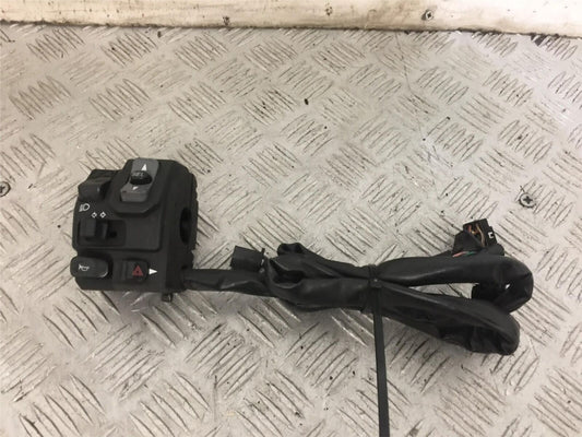 KAWASAKI VERSYS 1000 KLZ 1000 LEFT SWITCH GEAR YEAR 2015-18 (STOCK 817)