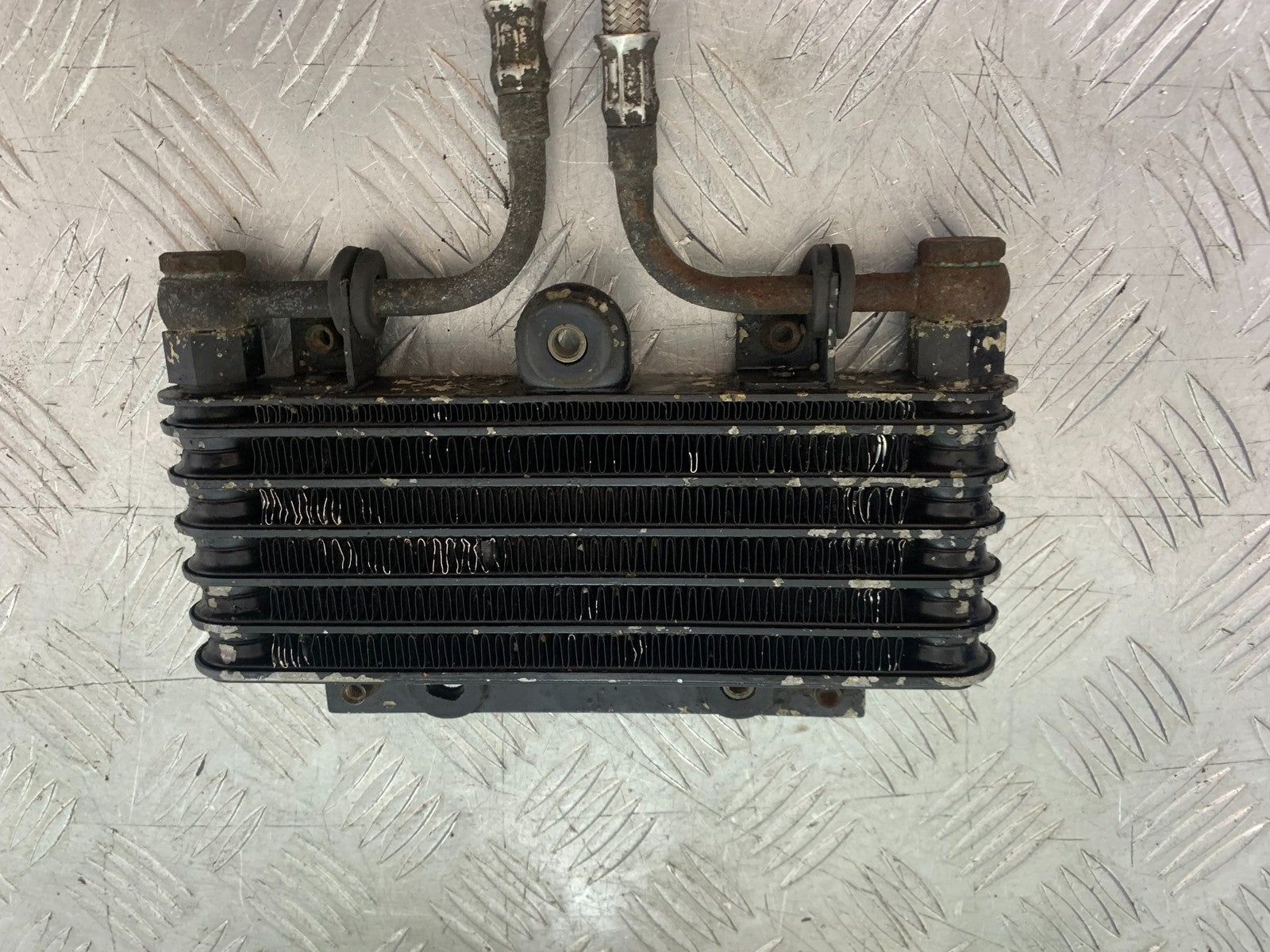 TRIUMPH TROPHY 900 OIL COOLER AND LINES YEAR 1991-95 (CMB1251)