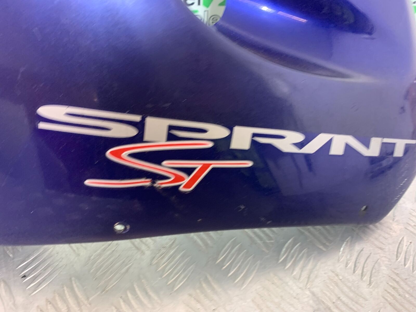 TRIUMPH 955i SPRINT ST LEFT FAIRING PANEL  YEAR 1999-2004 (CMB1124)