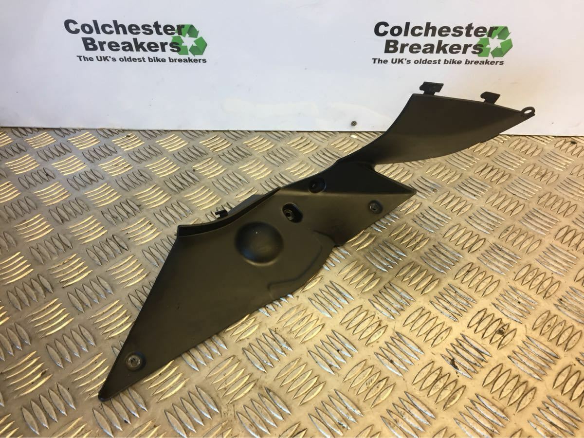 KAWASAKI ER6 ER 6 LEFT INNER FAIRING INFILL  YEAR 2009