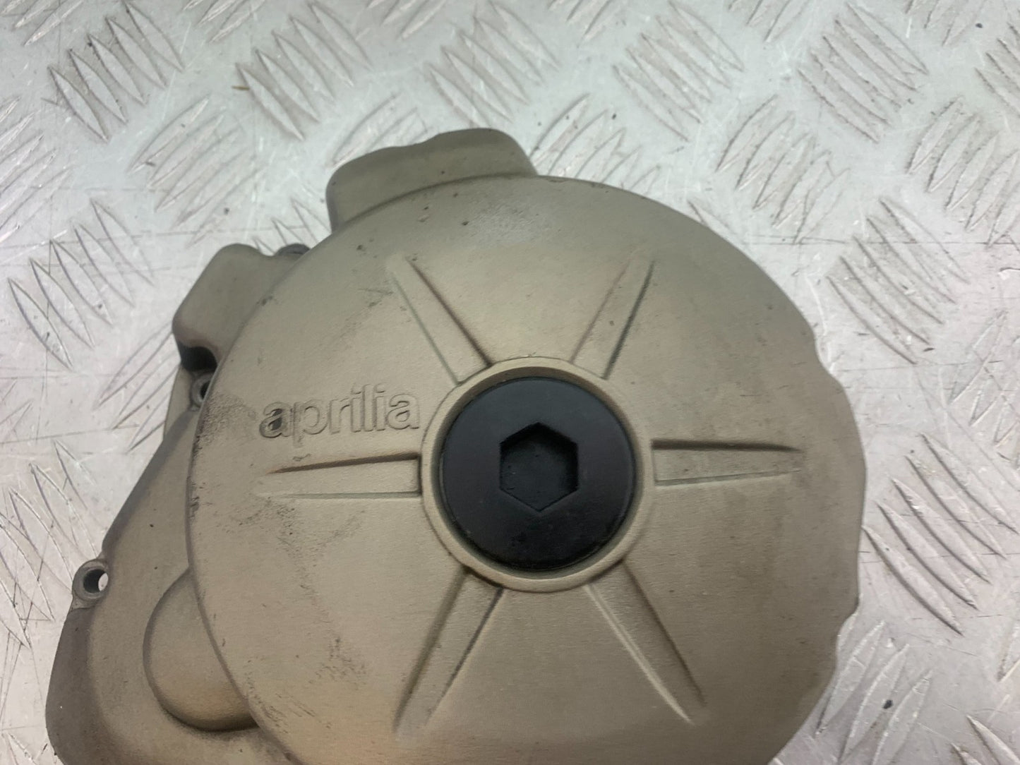 APRILIA SL750 SL 750 SHIVER GENERATOR COVER  YEAR 2008-2016 (CMB1242)