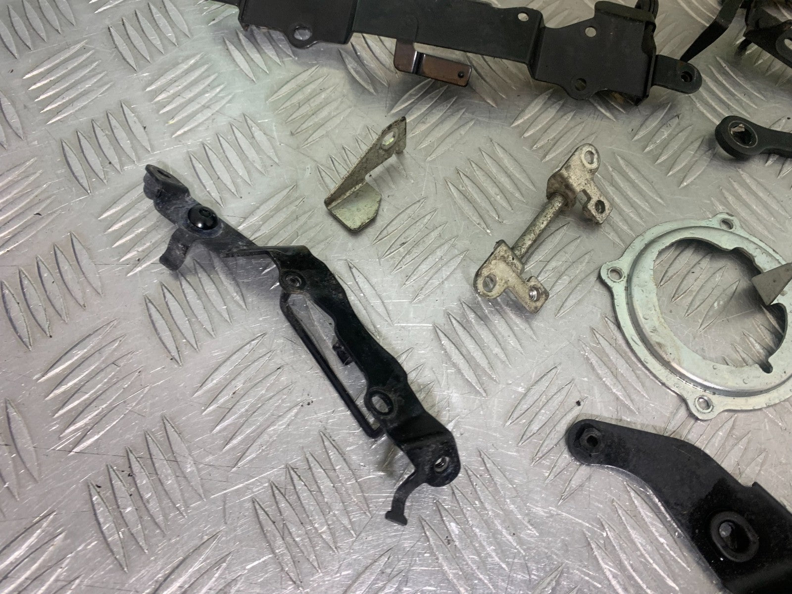 YAMAHA YZF R7 FRAME BRACKETS  YEAR 2022-2025 (CMB1255)