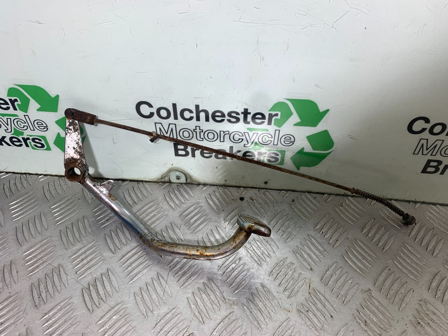 HONDA CG125 CG 125 REAR BRAKE PEDAL AND ROD  YEAR 1998-2000 (CMB1282)