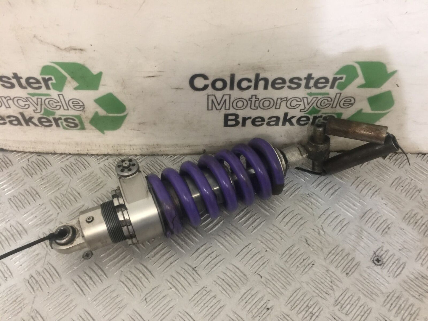 TRIUMPH 955i TIGER AFTERMARKET REAR SHOCK  YEAR 2001-2006 (STOCK 818)