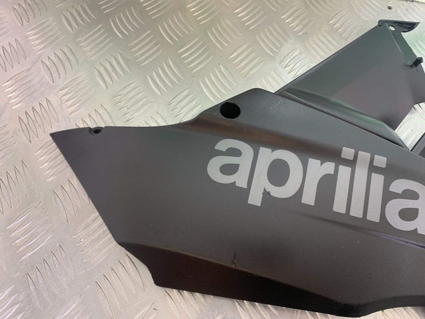 APRILIA RS4 125 RIGHT LOWER FAIRING YEAR 2011-2016 (STOCK 994)