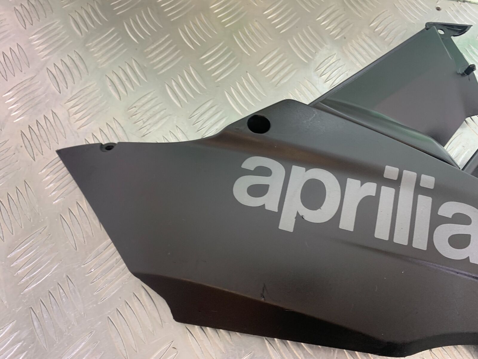 APRILIA RS4 125 RIGHT LOWER FAIRING YEAR 2011-2016 (STOCK 994)