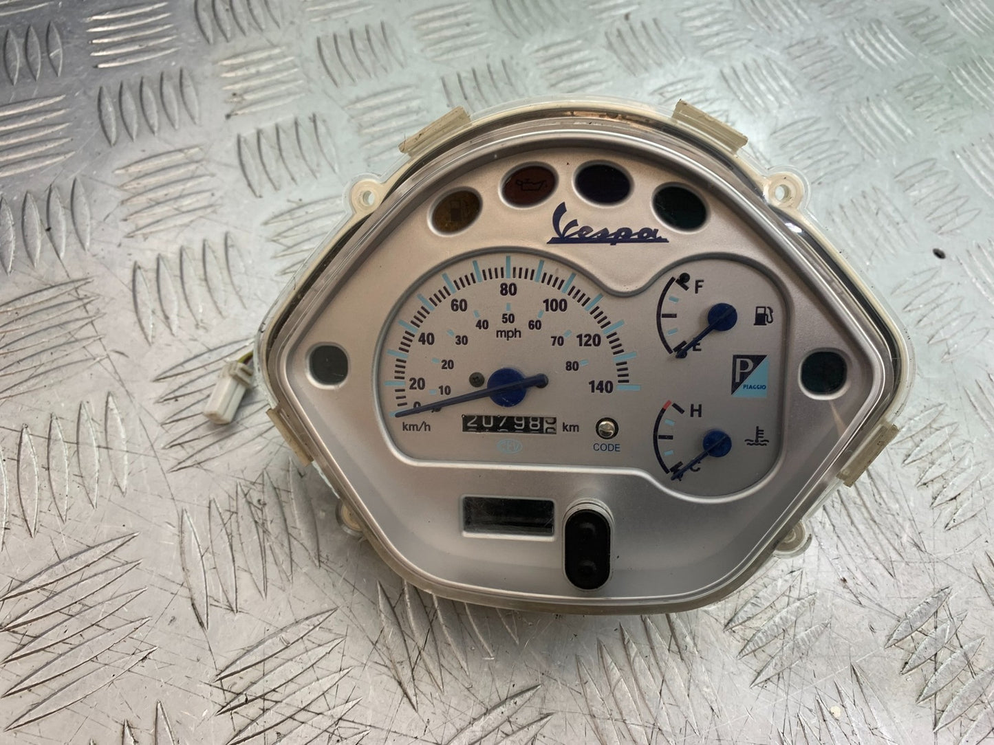 PIAGGIO VESPA GT125 L CLOCKS SPEEDO DASH YEAR 2003 (CMB1300)