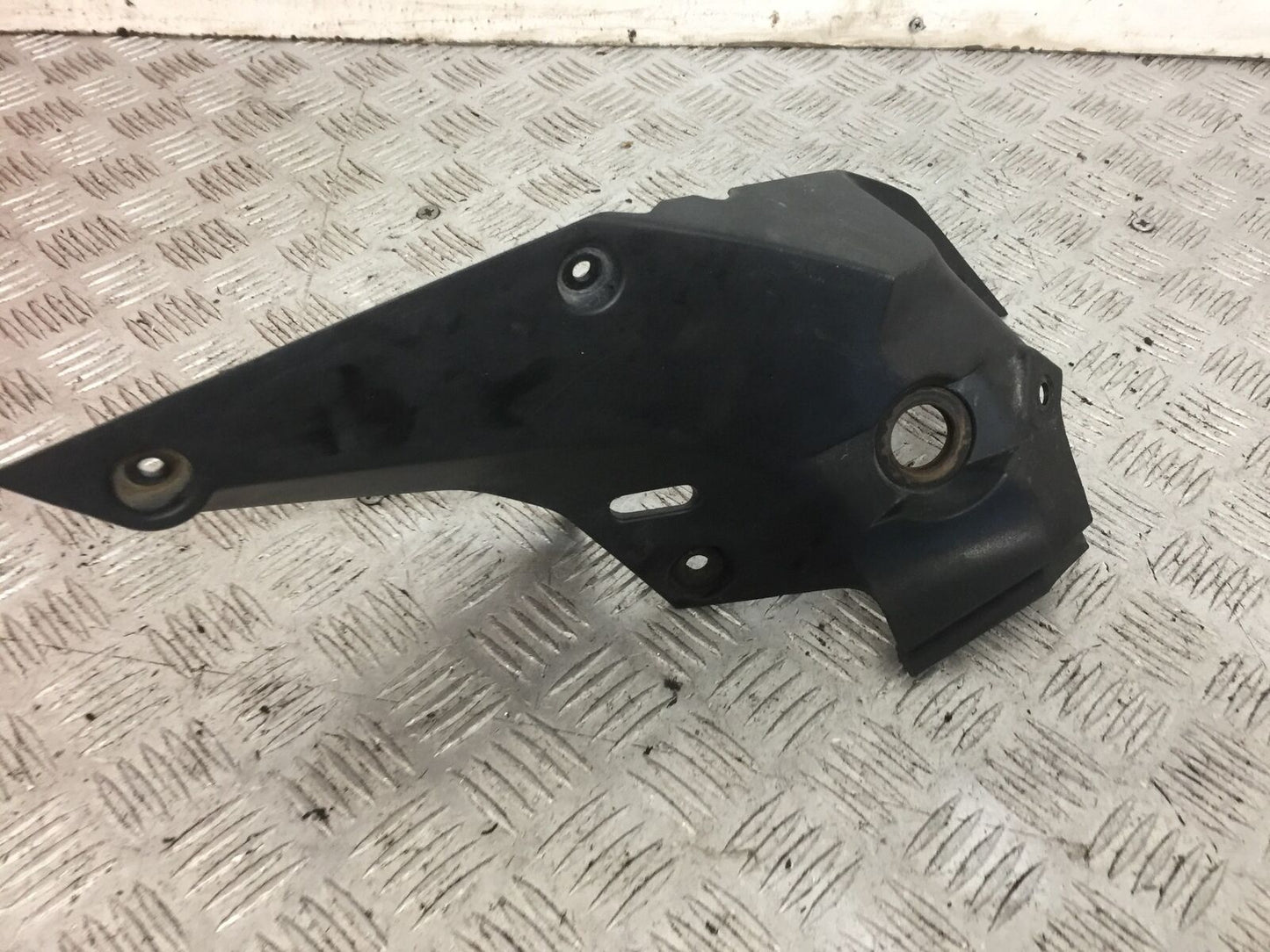 KTM DUKE 125 INFILL PANEL   YEAR 2017-2022 (STOCK 758)