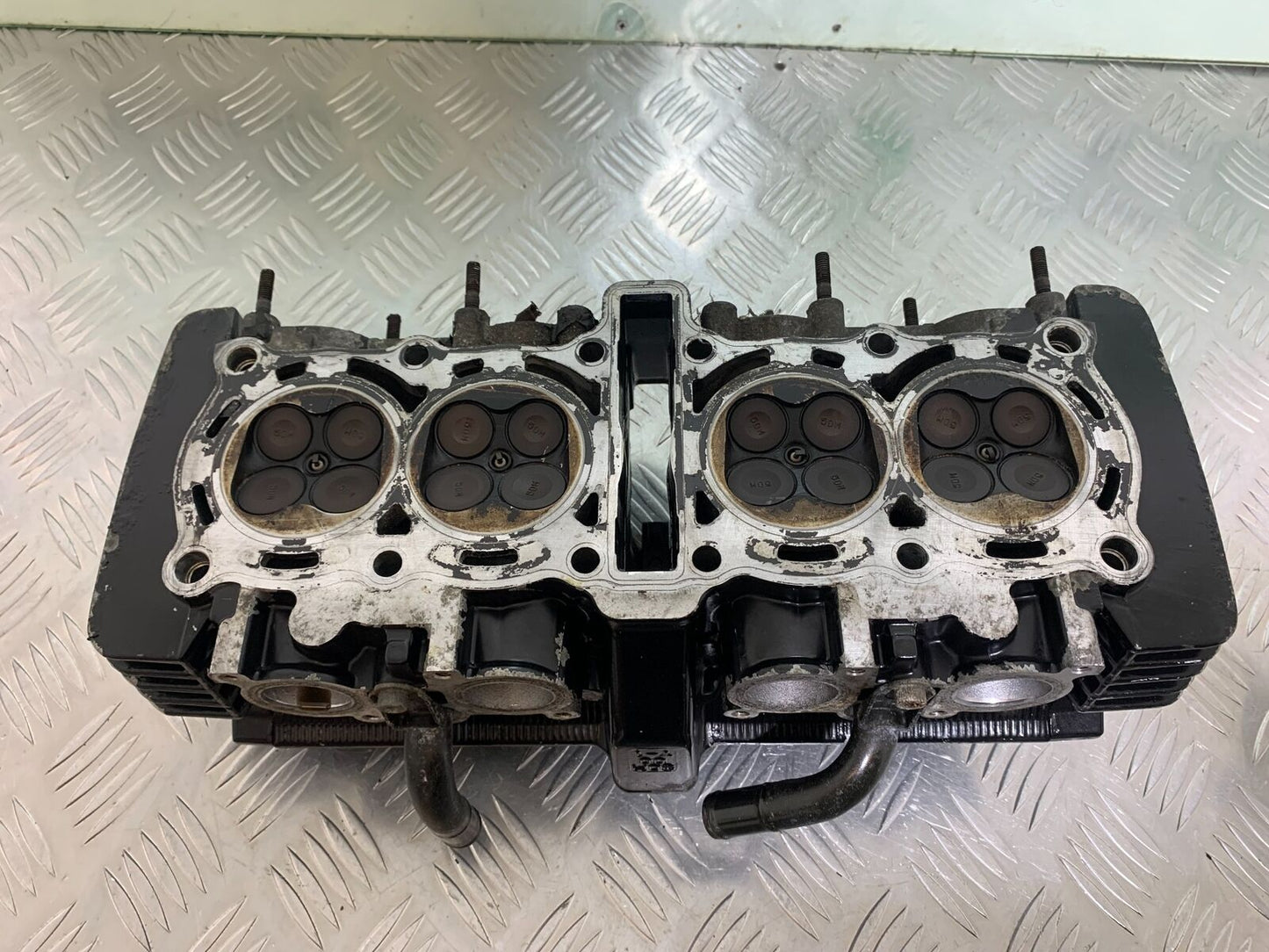 YAMAHA FZS600 FAZER 600 CYLINDER HEAD YEAR 1998-2001 (STOCK 958)