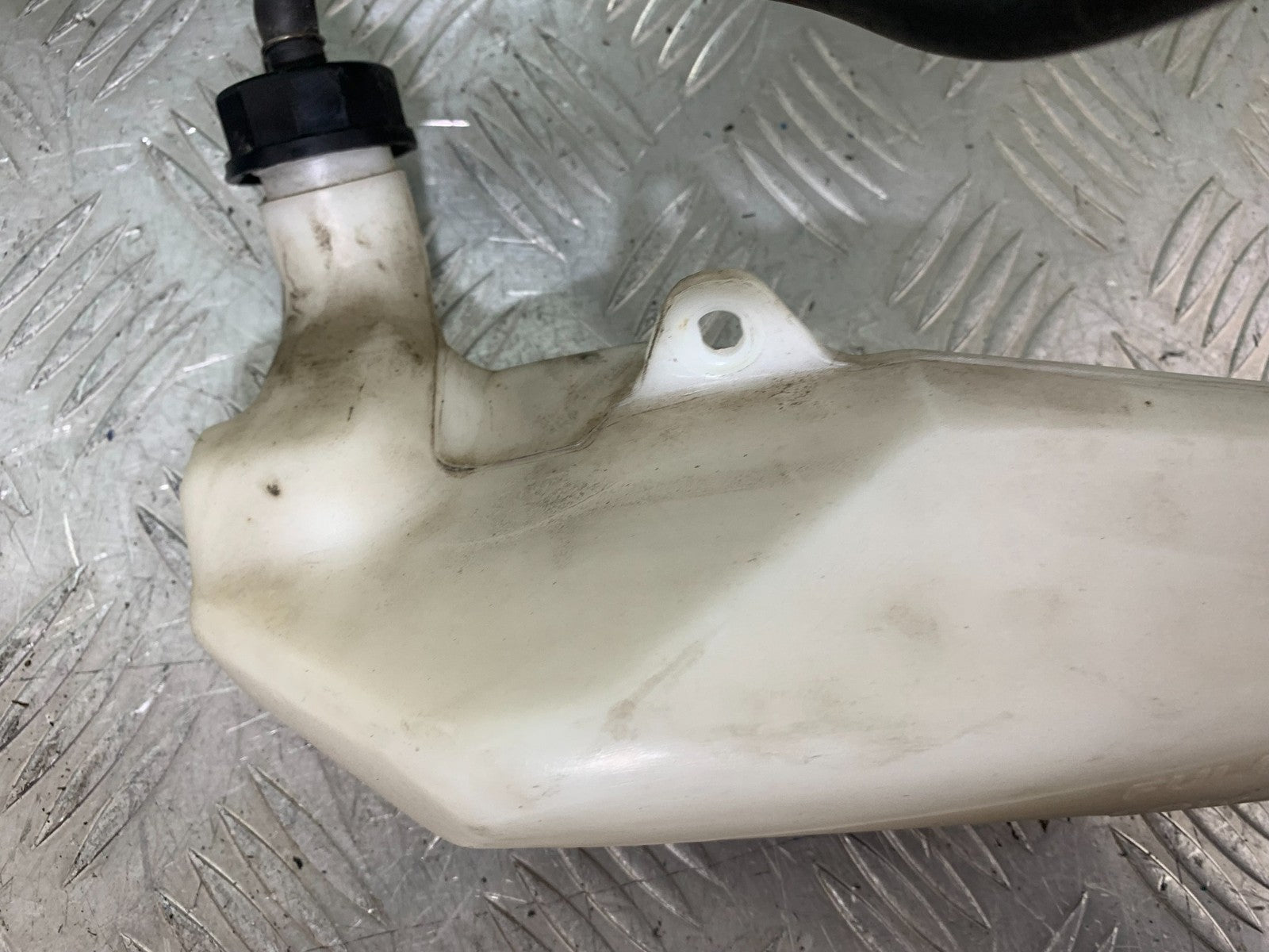 KAWASAKI ZZR1100 D COOLANT BOTTLE YEAR 1993-2001 (CMB1289)