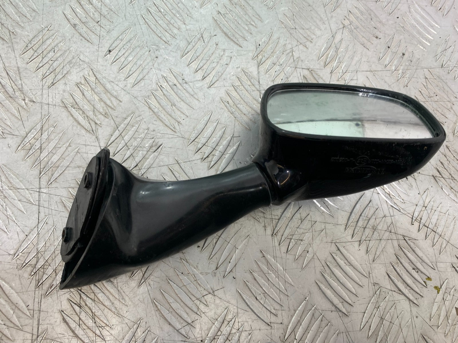 TRIUMPH 955i SPRINT ST RIGHT MIRROR YEAR 1999-04 (CMB1230)
