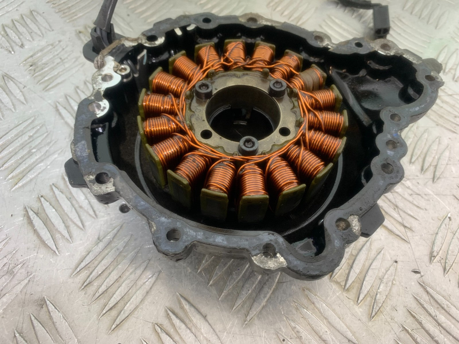 TRIUMPH 1050 SPRINT GT GENERATOR AND COVER   YEAR 2010-2016 (CMB1250)
