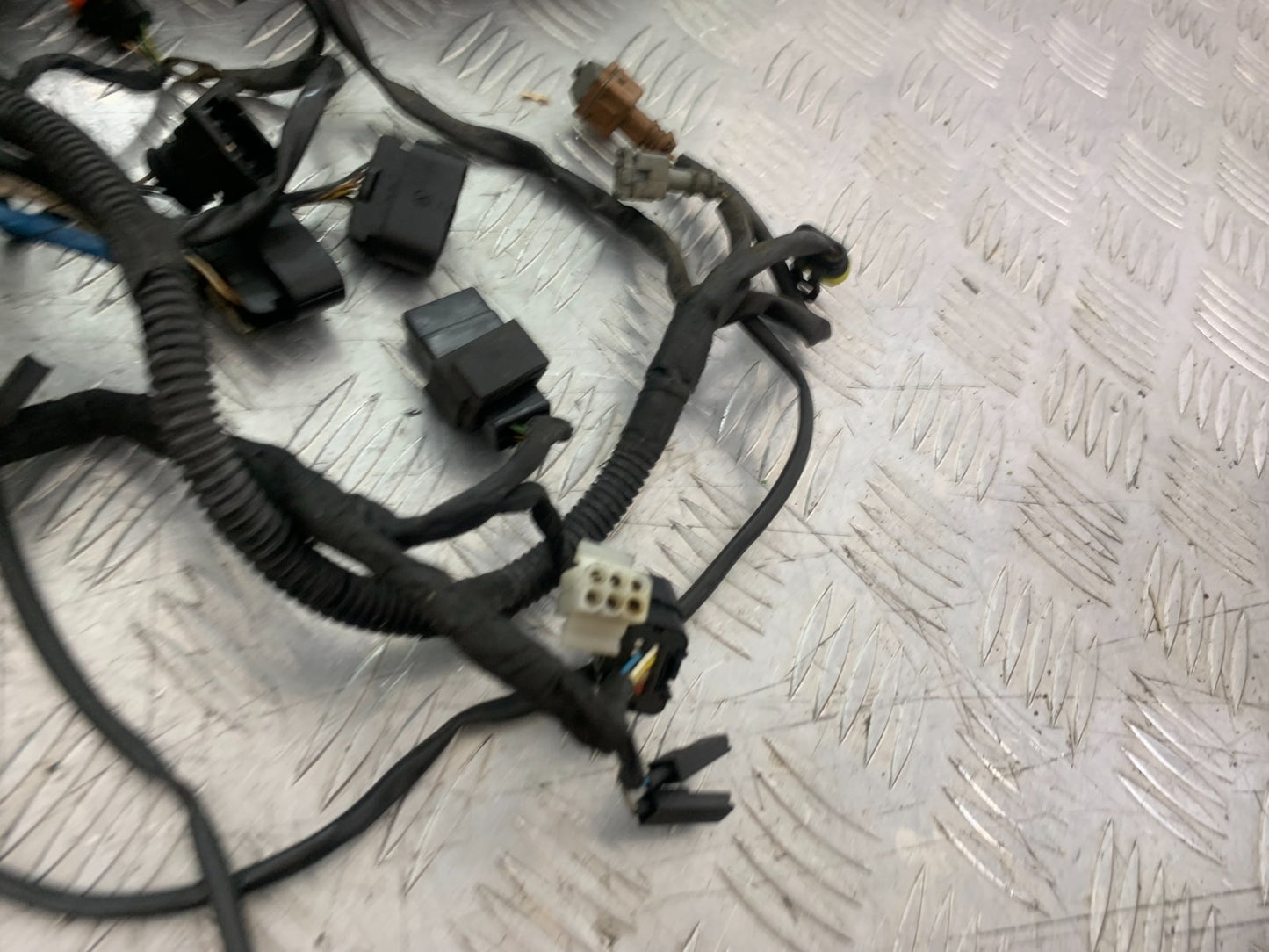APRILIA TUONO 1000 V4R WIRING LOOM   YEAR 2011-13  (CMB1331)