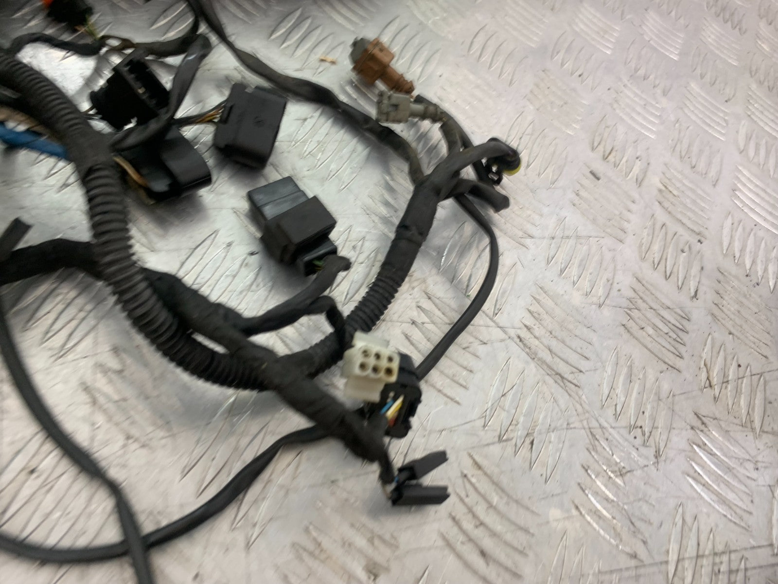 APRILIA TUONO 1000 V4R WIRING LOOM   YEAR 2011-13  (CMB1331)