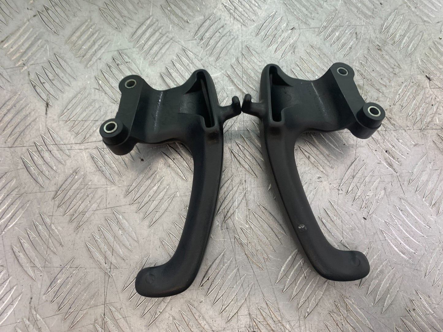 HONDA VFR800 PRE V-TEC GRAB RAILS   YEAR 1998-2001 (CMB1233)