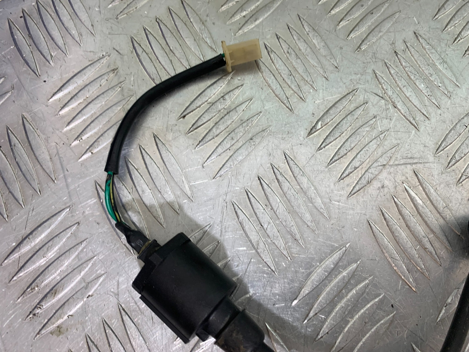 PIONEER XF250 COIL AND CAP  YEAR 2009 (CMB1143)