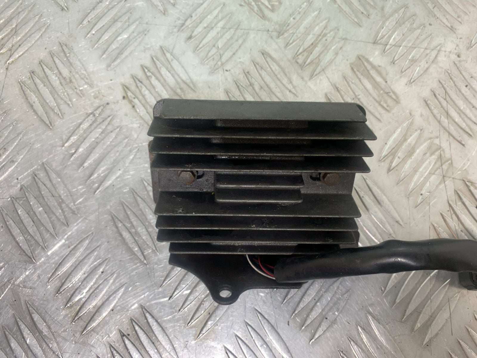 SUZUKI GSF650 GSF 650 REGULATOR YEAR 2007-2009  (CMB1161)