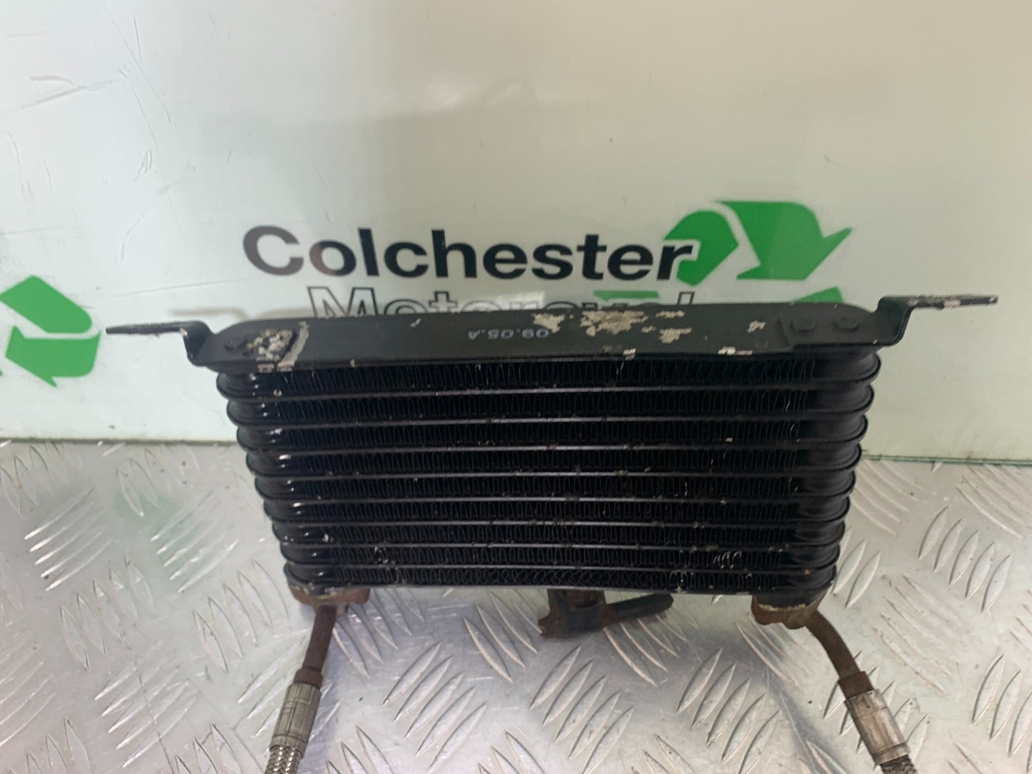 TRIUMPH SPRINT ST 955I OIL COOLER AND LINES YEAR 1999 TO 2004 (CMB1089)