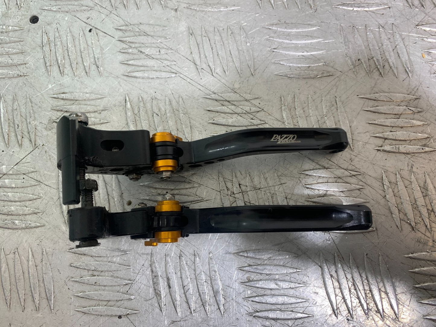 TRIUMPH 1050 SPEED TRIPLE PAZZO BRAKE AND CLUTCH LEVERS YEAR 2005-2007 (CMB1322)