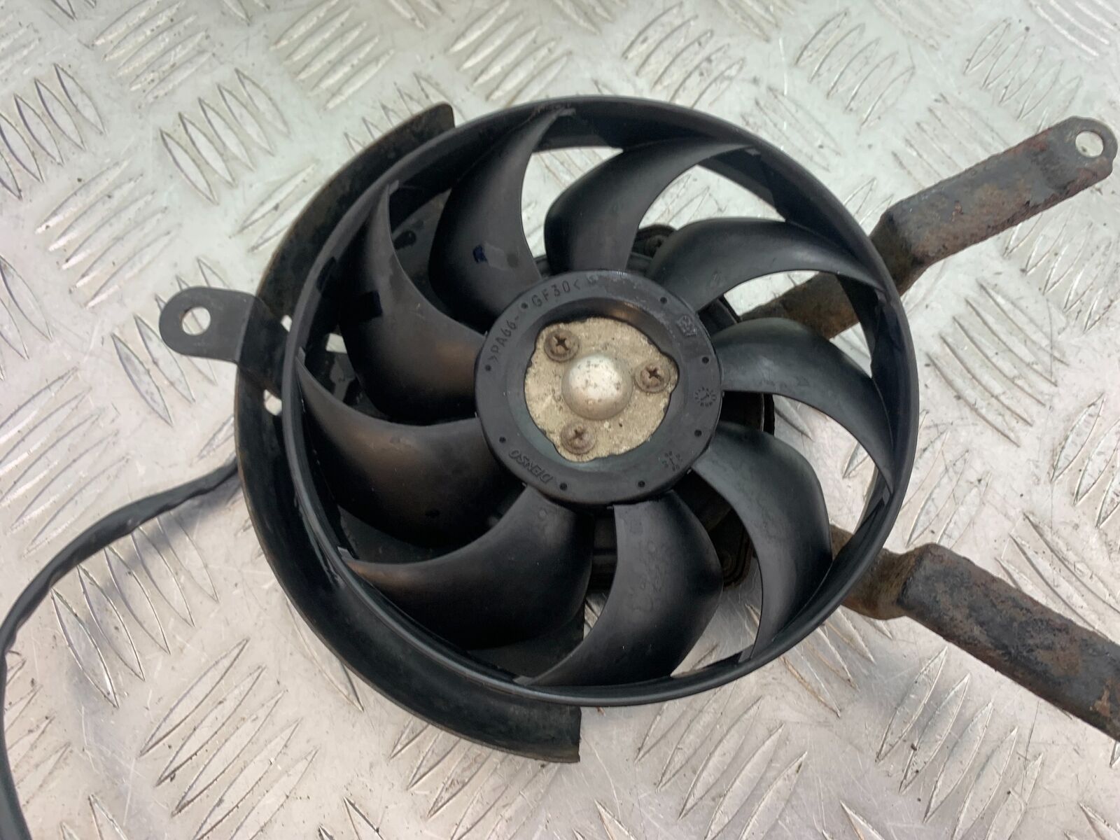 KAWASAKI Z750 Z 750 RADIATOR FAN YEAR 2004-2006  (CMB1104)