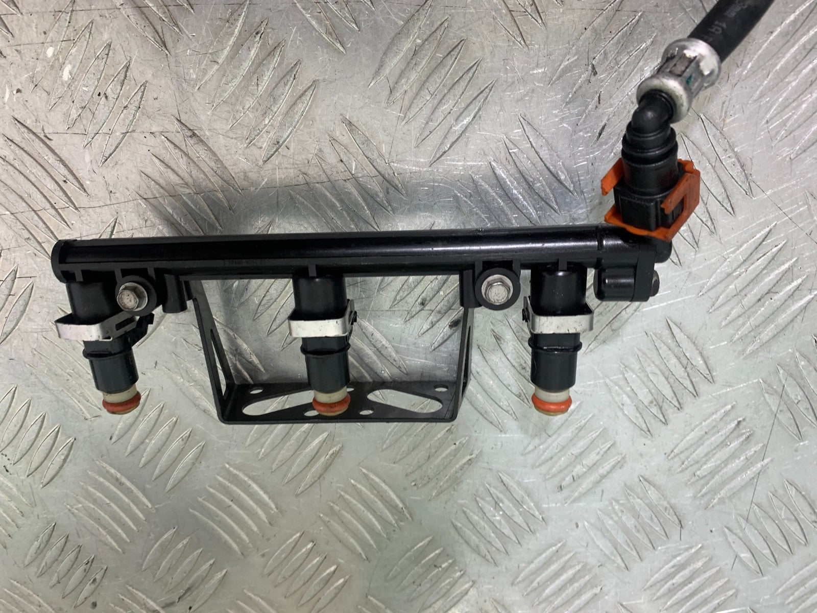 TRIUMPH 1050 SPRINT ST INJECTORS   2003-2011 (CMB1285)