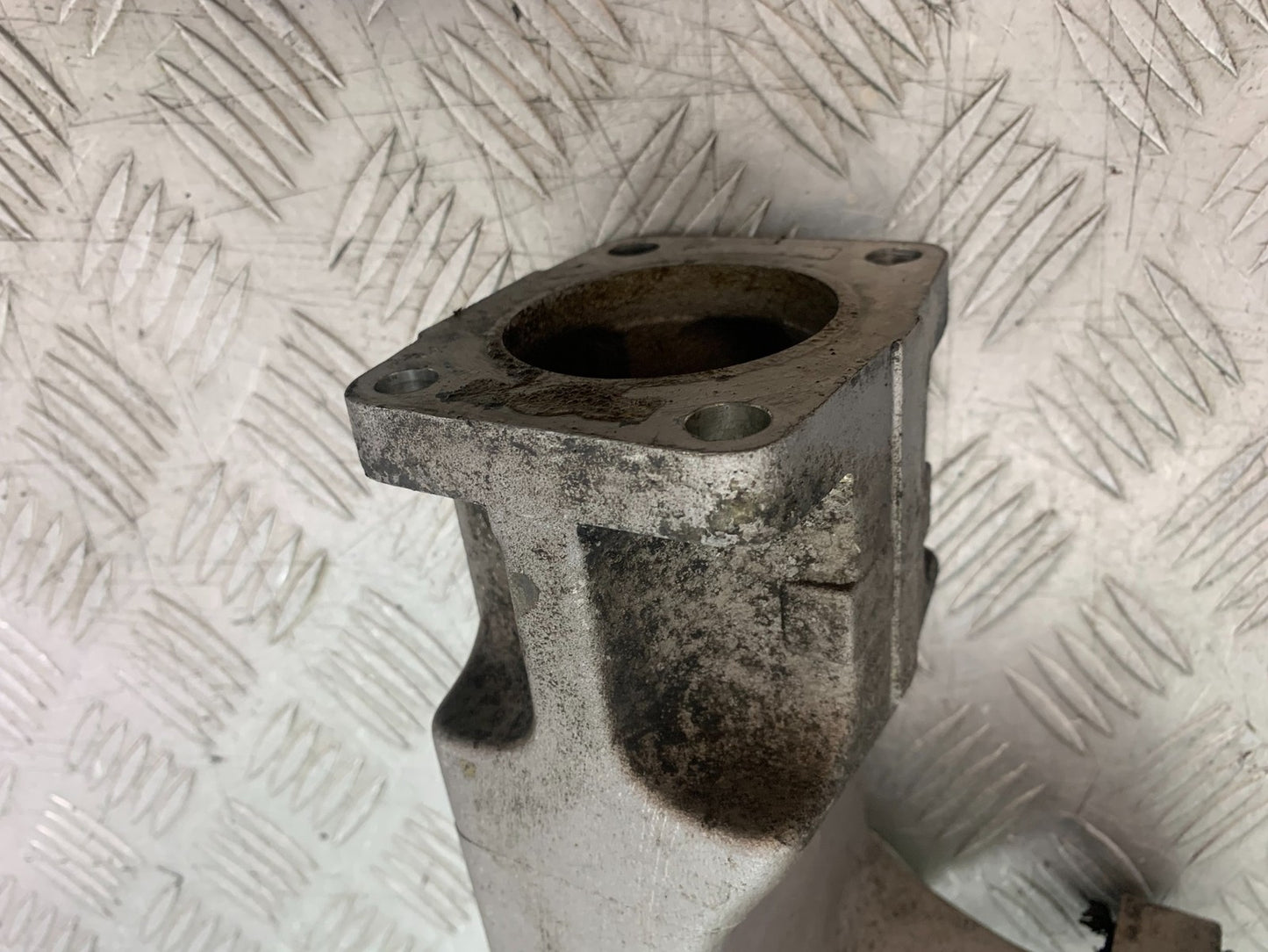 HONDA NTV 600 REVERE SWINGARM  YEAR 1988-1996  (CMB1281)