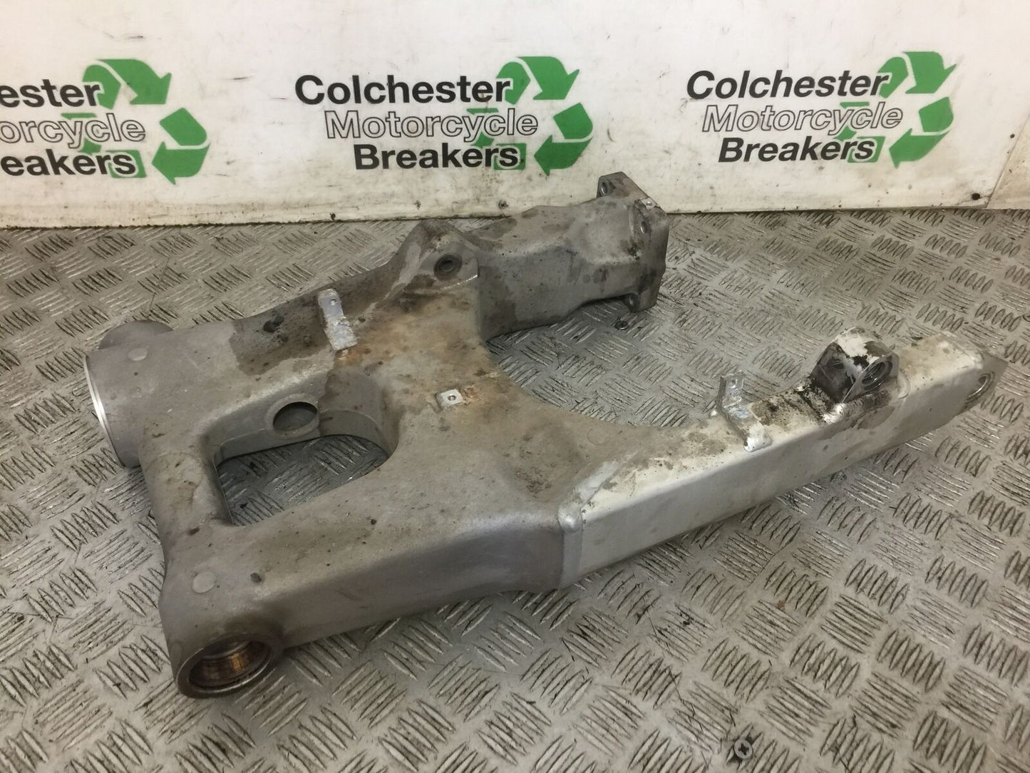 HONDA ST1300 ST 1300 SWINGARM  2008-2013 (STOCK 737)