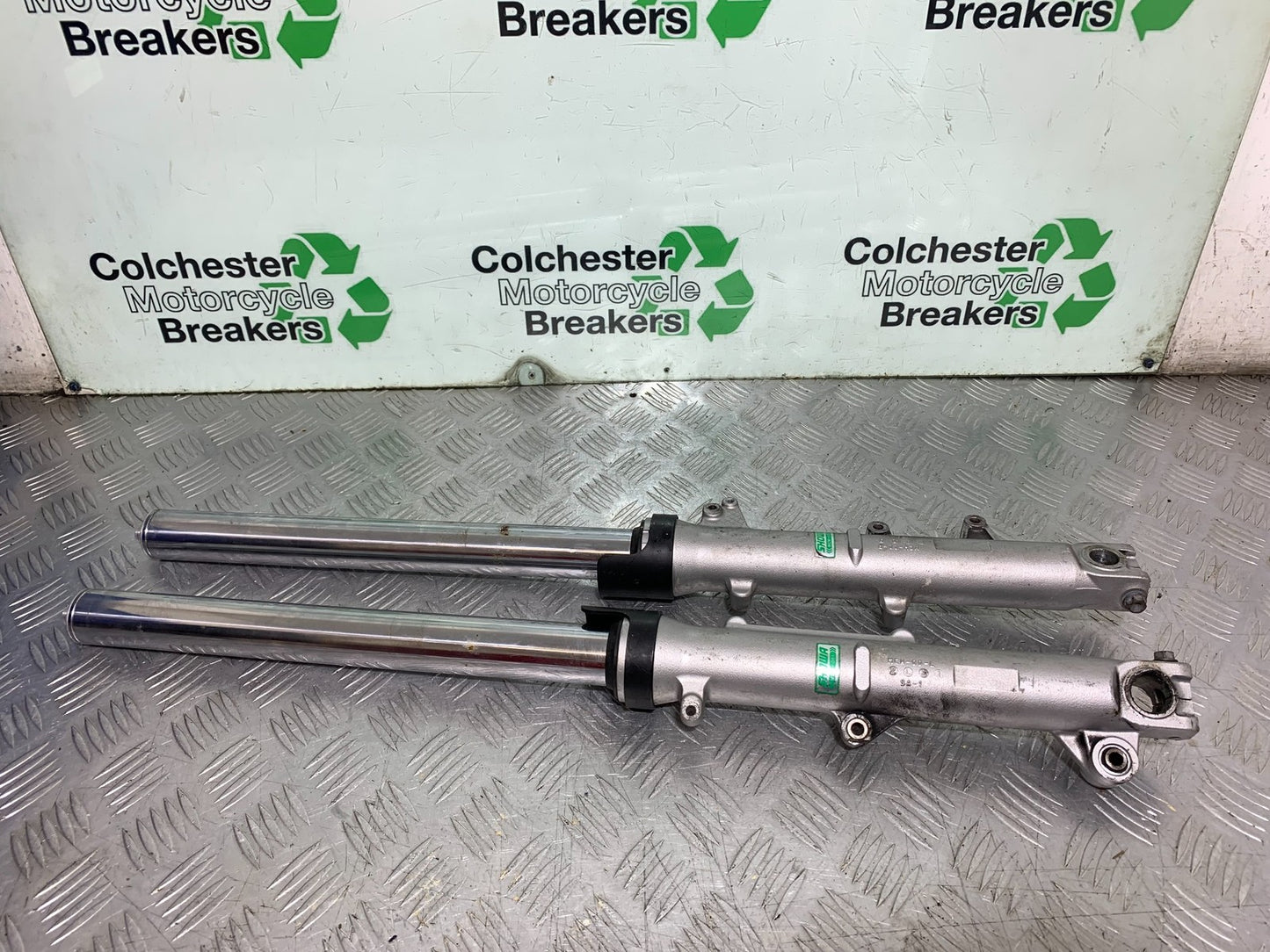 HONDA VFR800 VFR 800 V-TEC FORKS  YEAR 2002 -09 (CMB1296)
