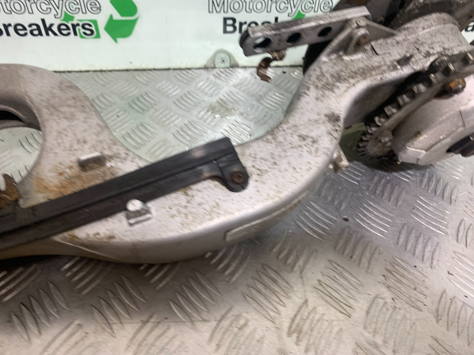 HONDA VFR750 VFR 750 SWINGARM   YEAR 1994-1997 (CMB1156)