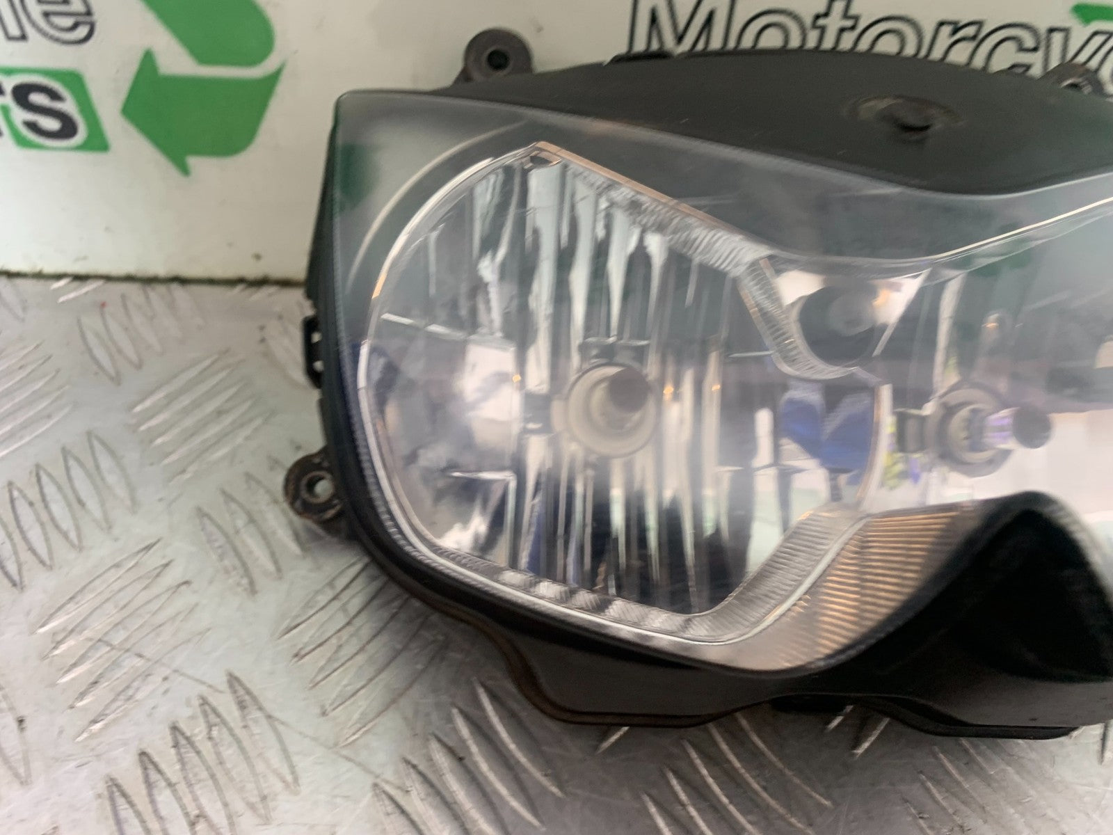 KAWASAKI ER6 F ER6F HEADLIGHT  YEAR 2005-2008 (CMB1277)