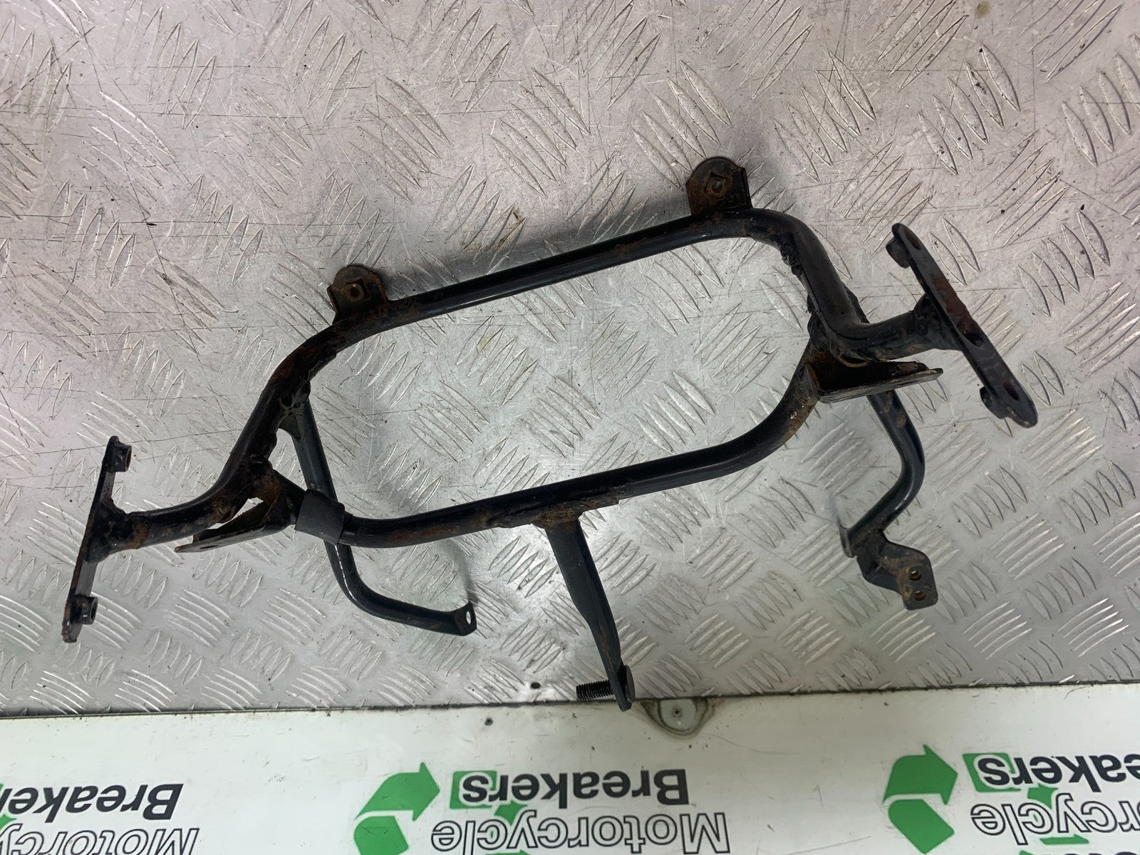 KAWASAKI GPZ600 GPZ 600 FAIRING BRACKET   YEAR 1988-90 (CMB1258)