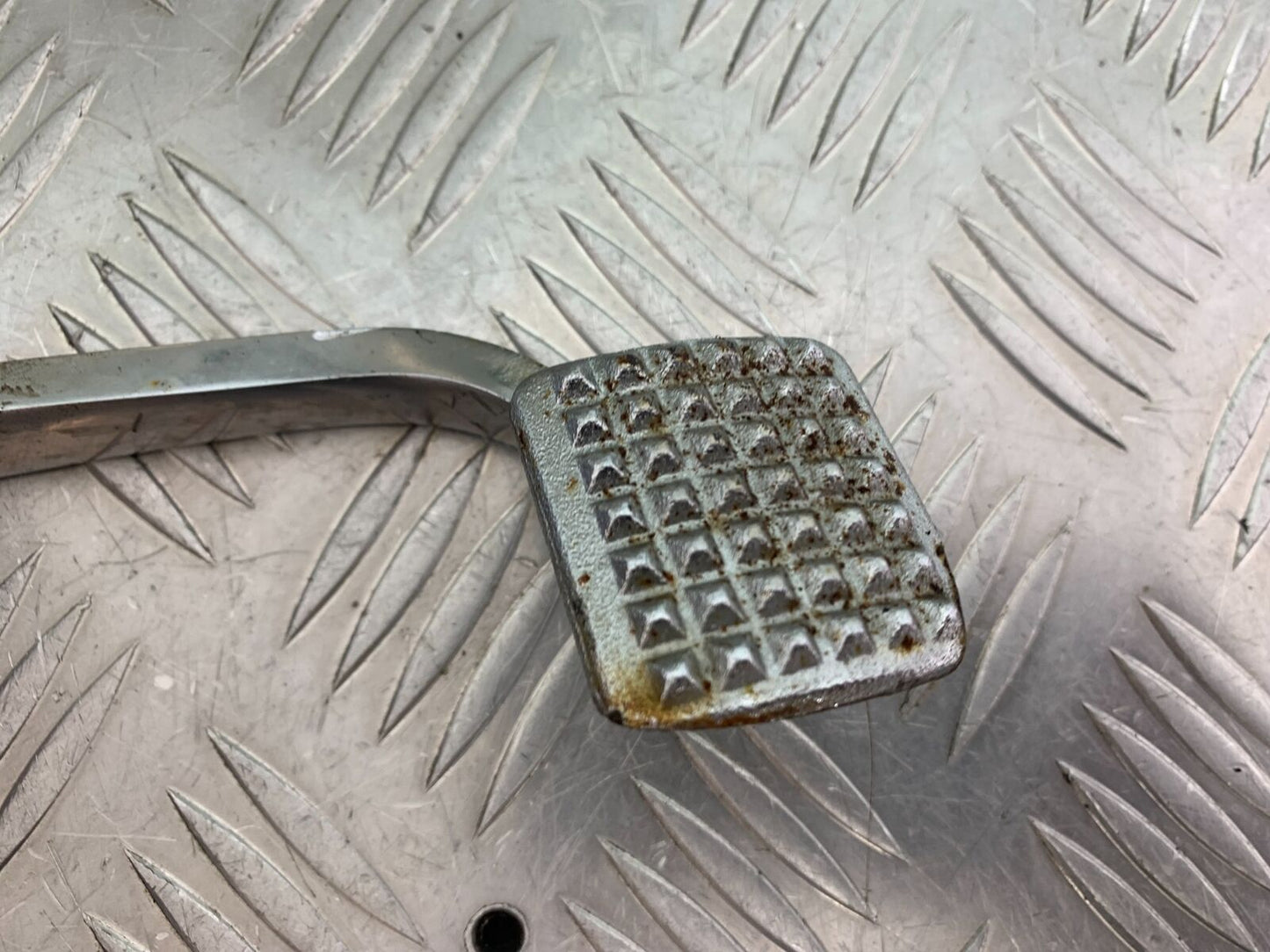HONDA VT1100 C SHADOW SPIRIT REAR BRAKE PEDAL  2002-2003 (CMB1035)
