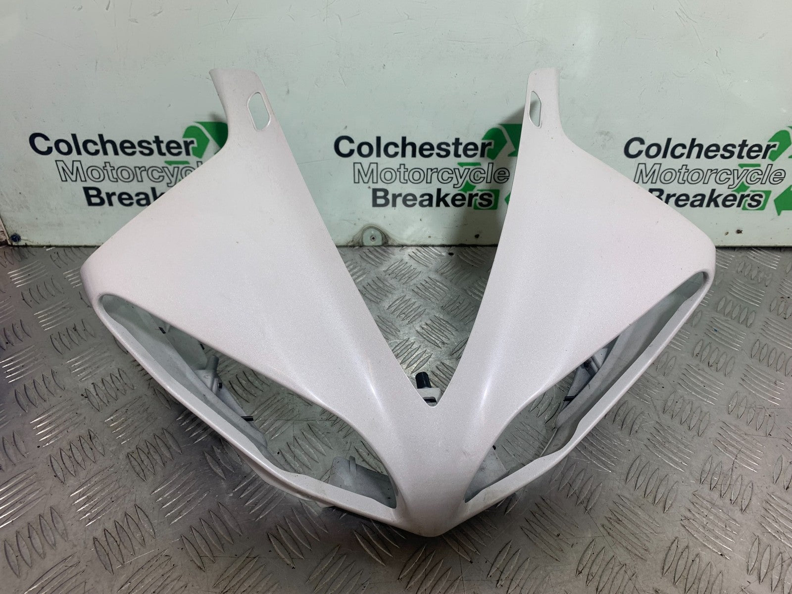 YAMAHA YZF R1 14 B BIG BANG TOP FAIRING   2009-14 (CMB1175)