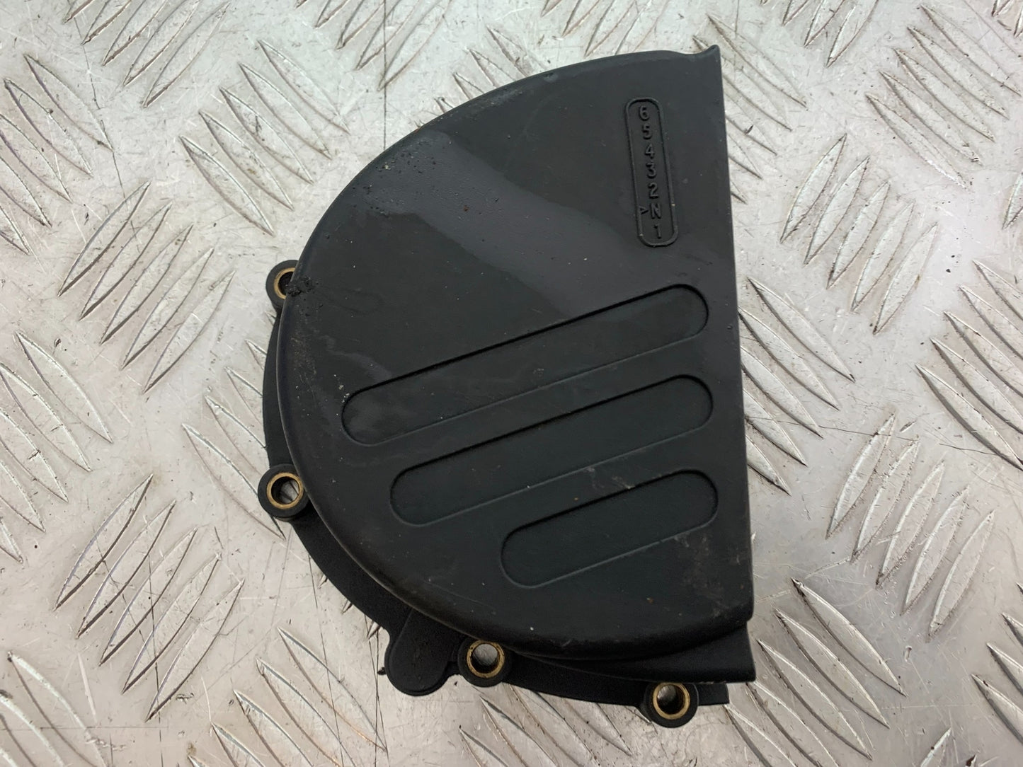 TRIUMPH T509 SPEED TRIPLE SPROCKET COVER YEAR 1997-1998 (CMB1144)